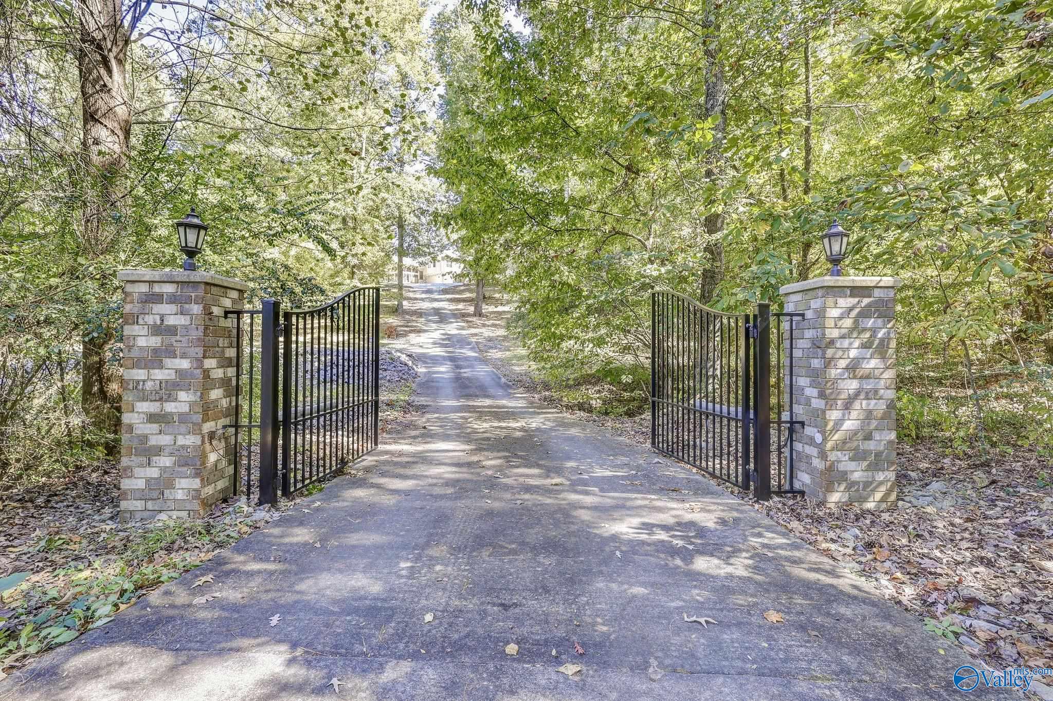 4101 Browns Valley Road