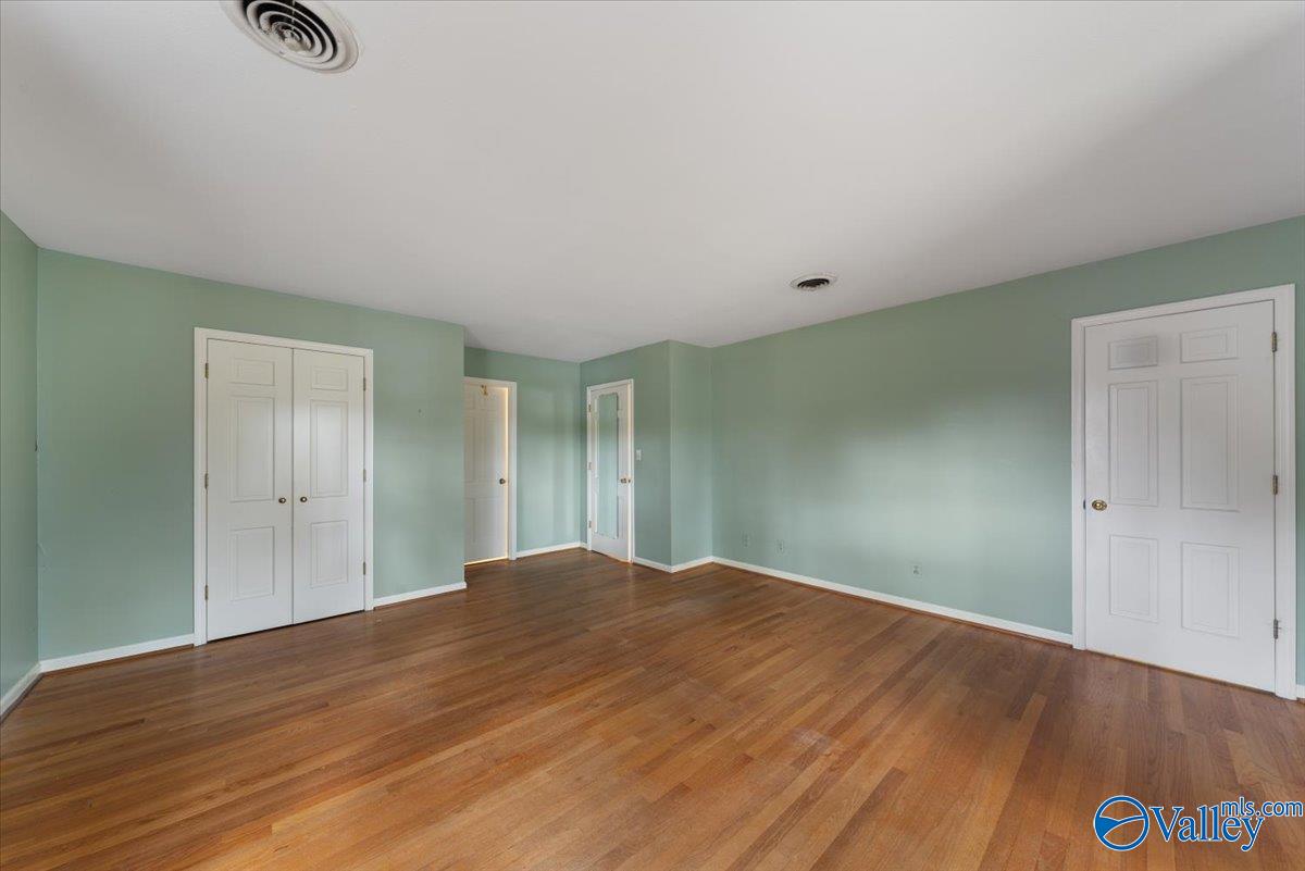 1687 Bob Jones Road