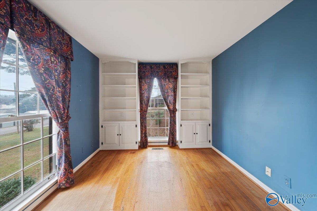 1687 Bob Jones Road