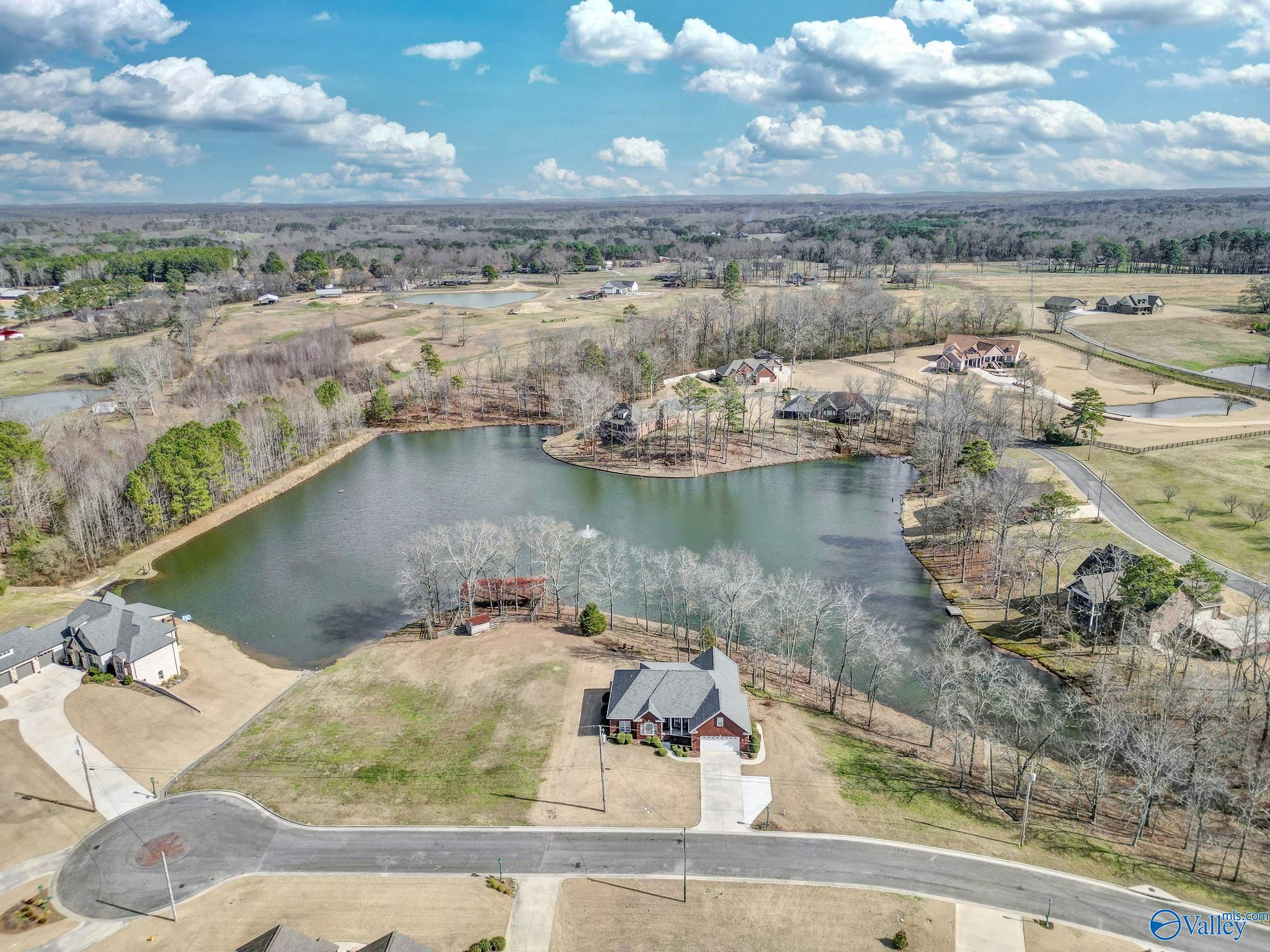 86 Paradise Drive