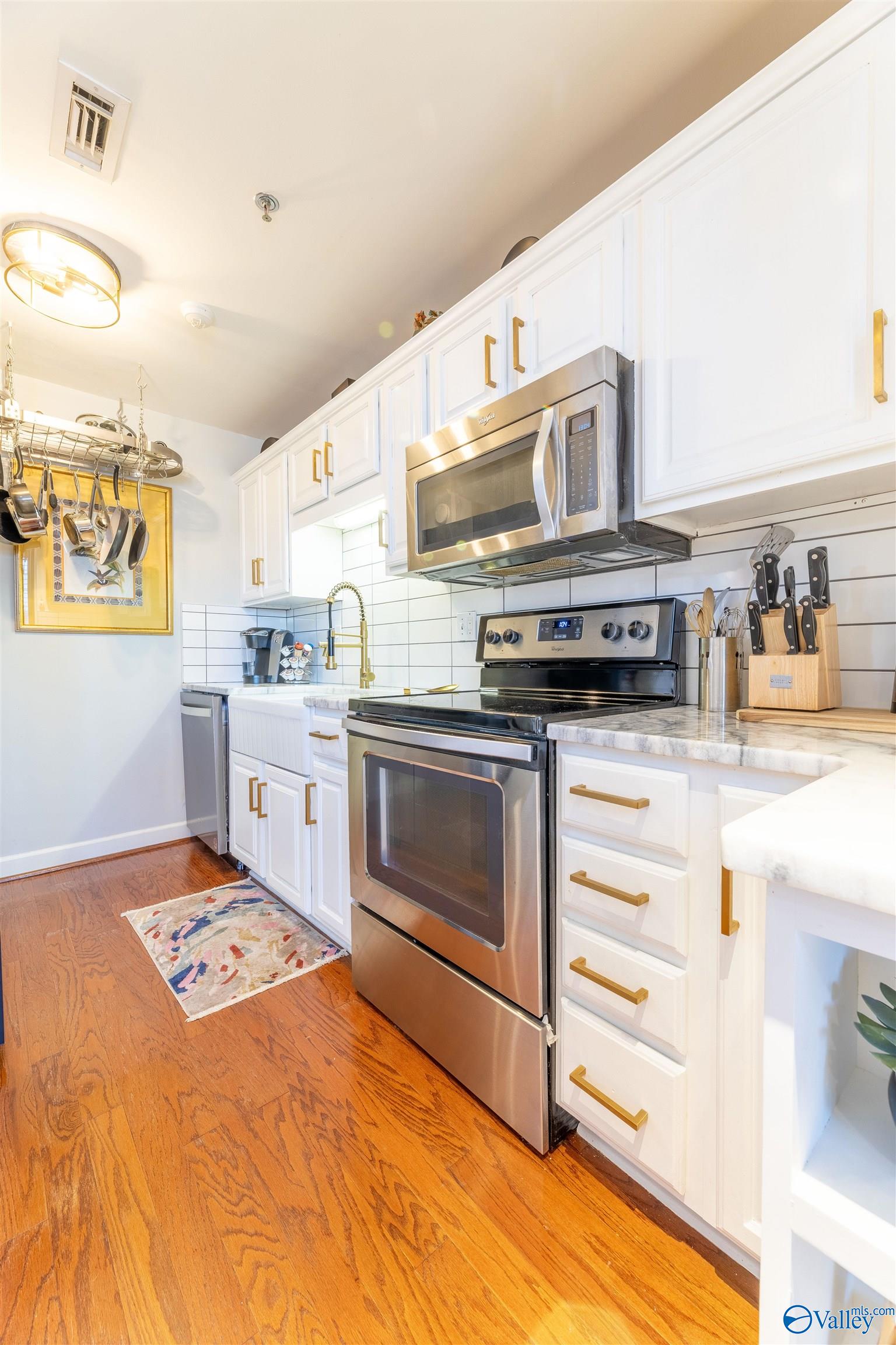 UNIT 7038 Val Monte Drive # 208