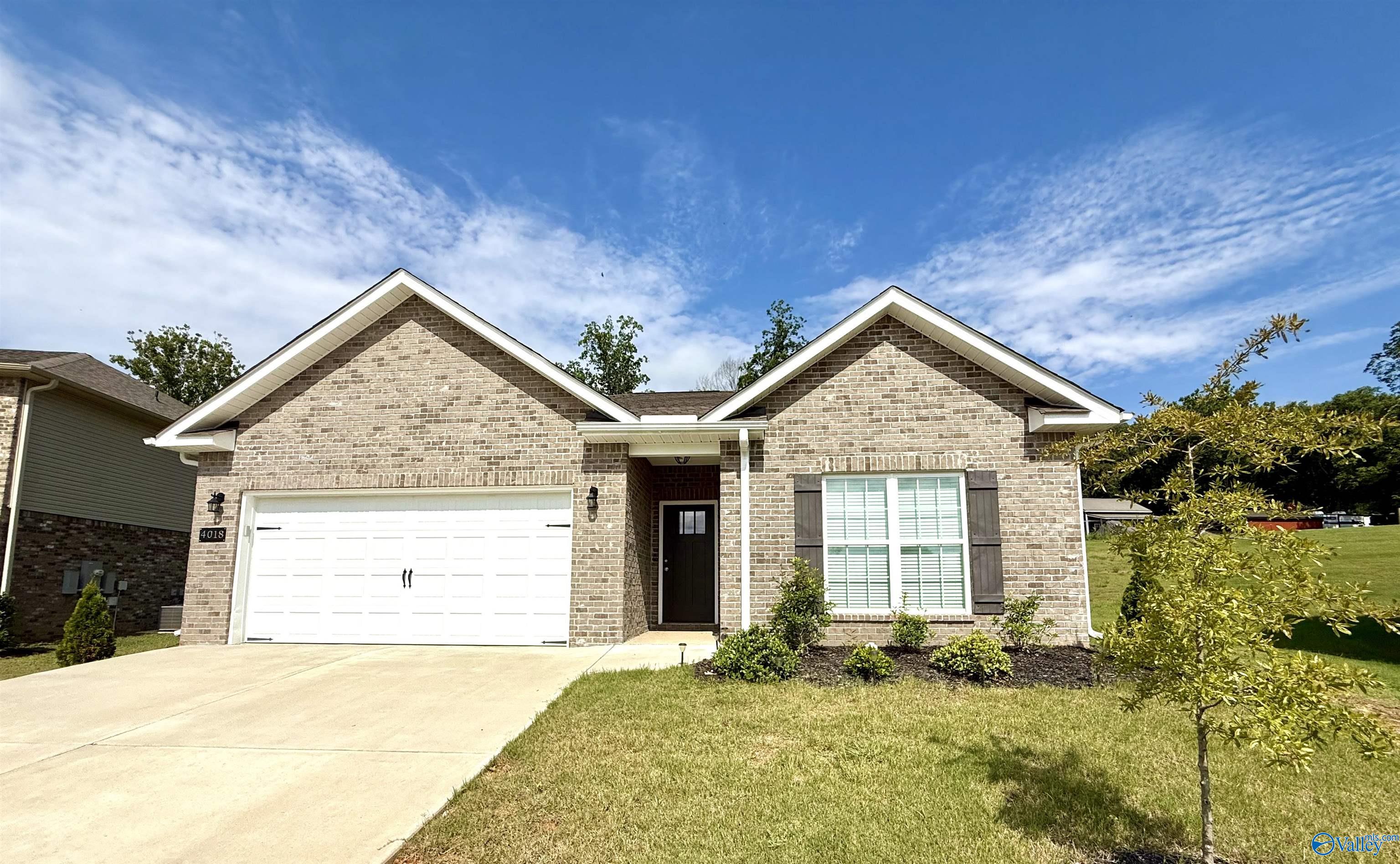 4018 Rockland Circle SE