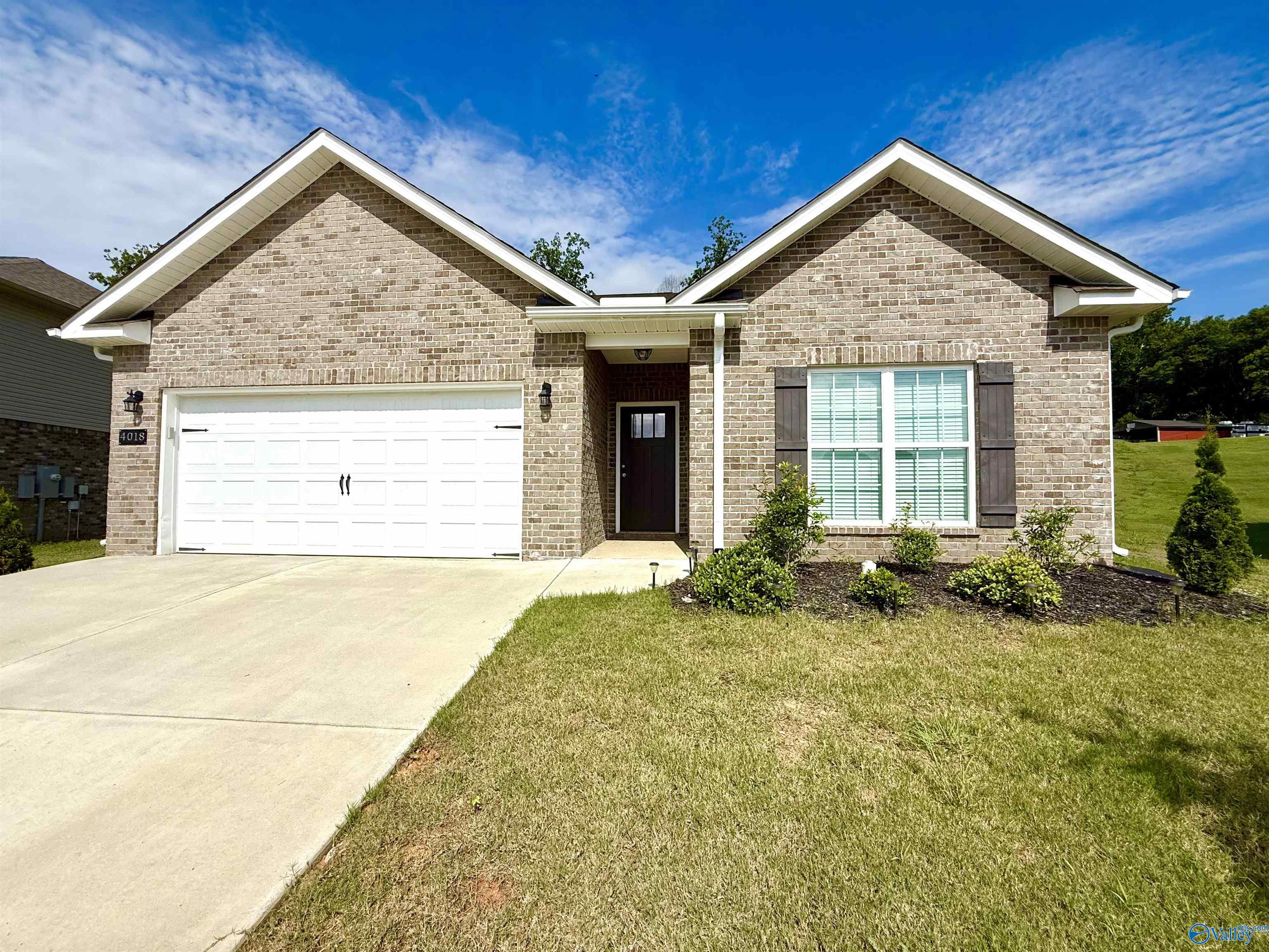 4018 Rockland Circle SE