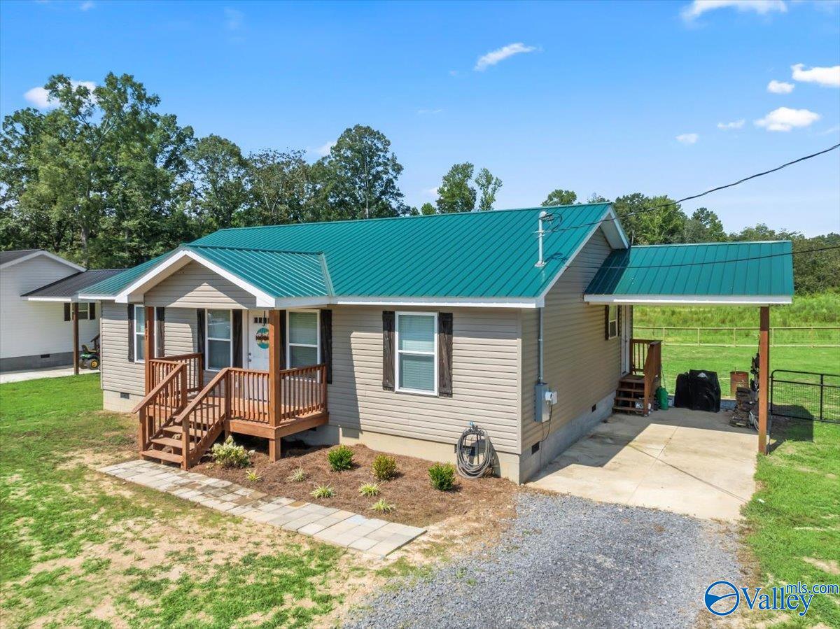 577 Walter Whitt Rd