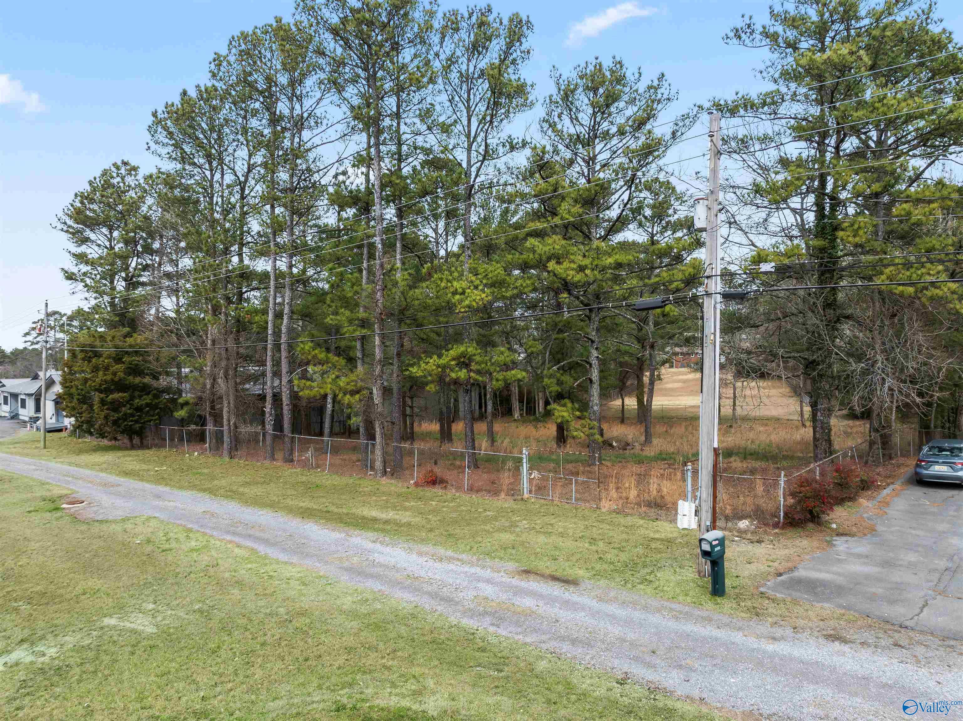 1.94 Acres S Highway 431