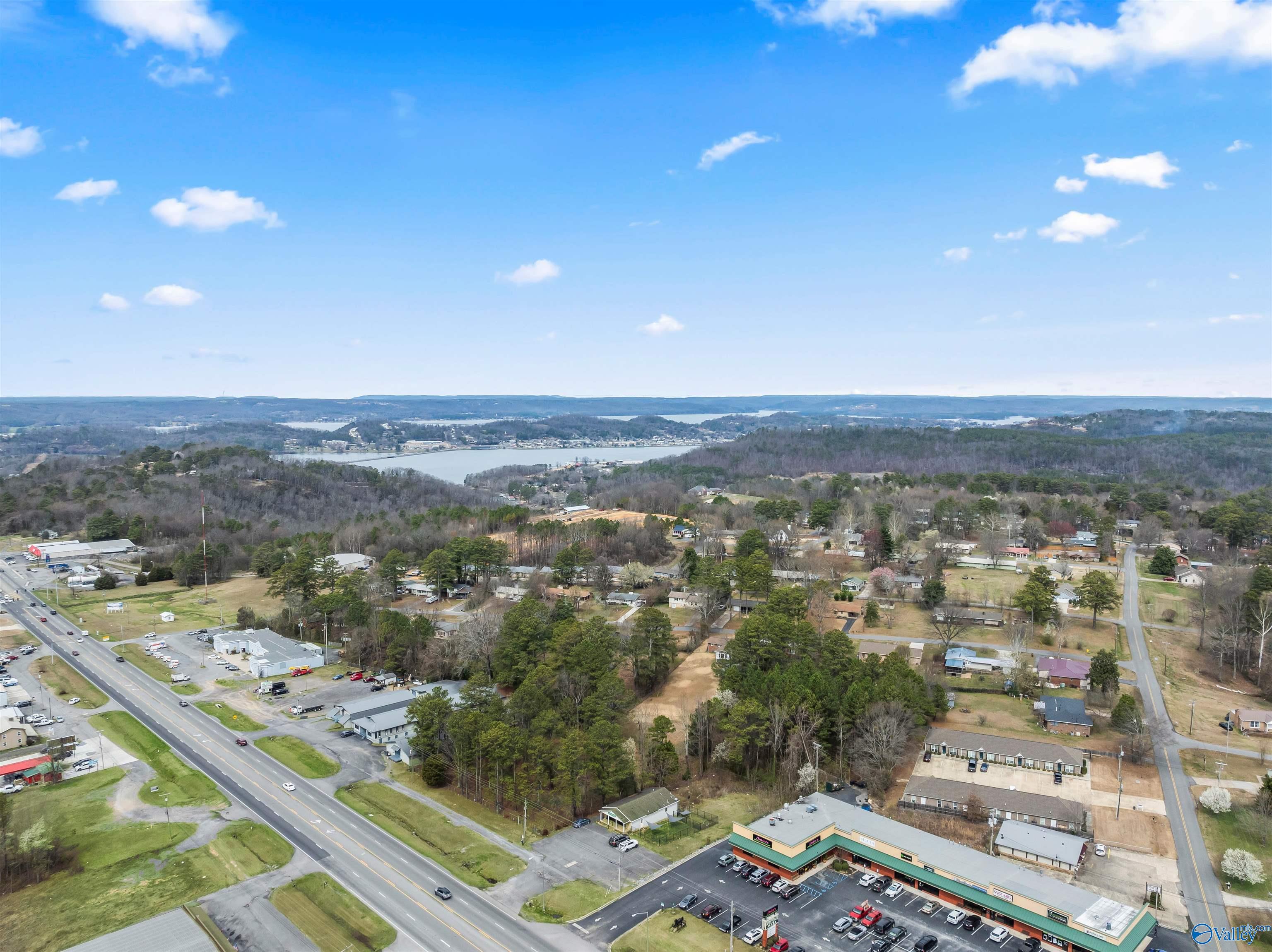 1.94 Acres S Highway 431