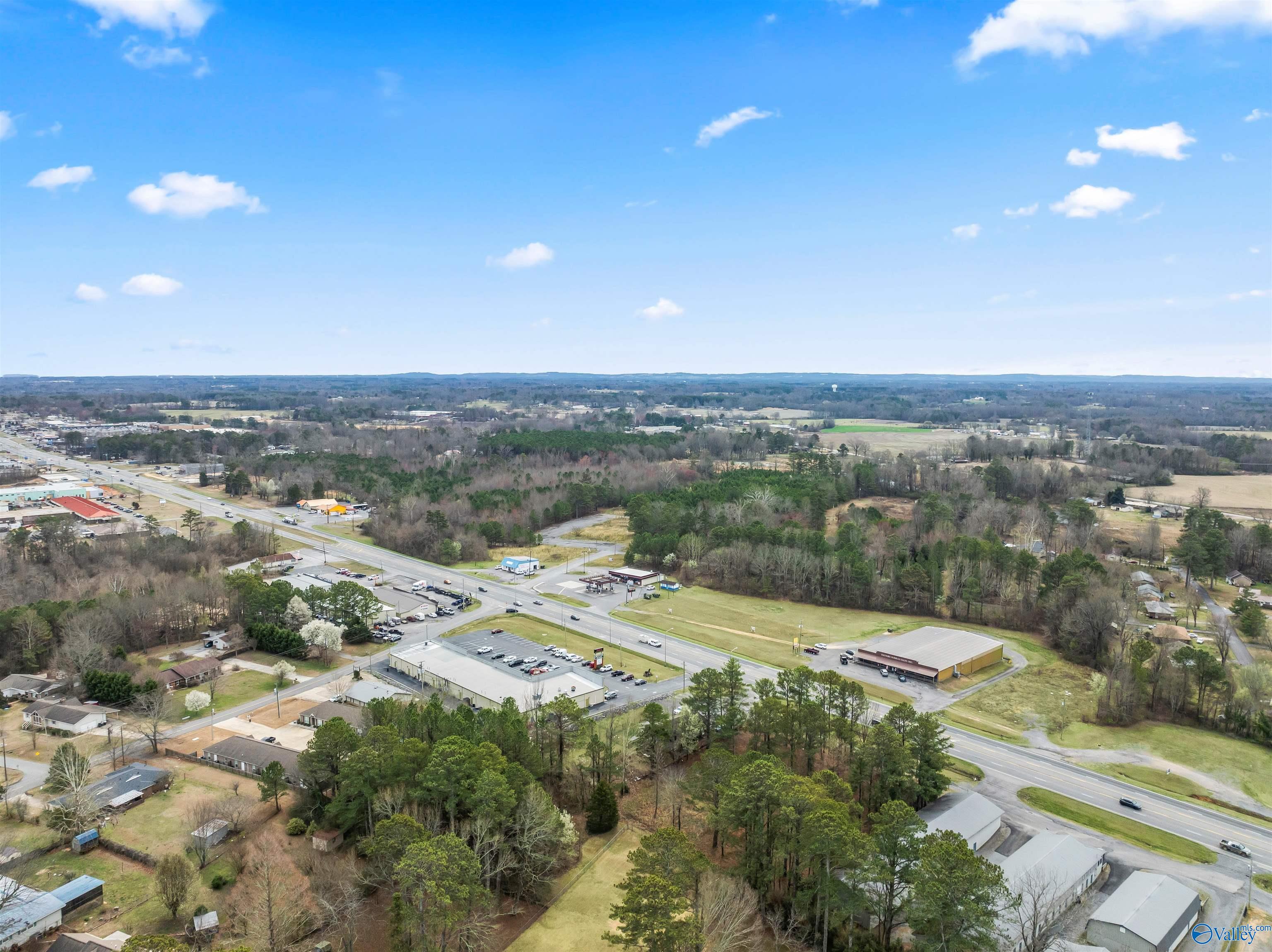 1.94 Acres S Highway 431