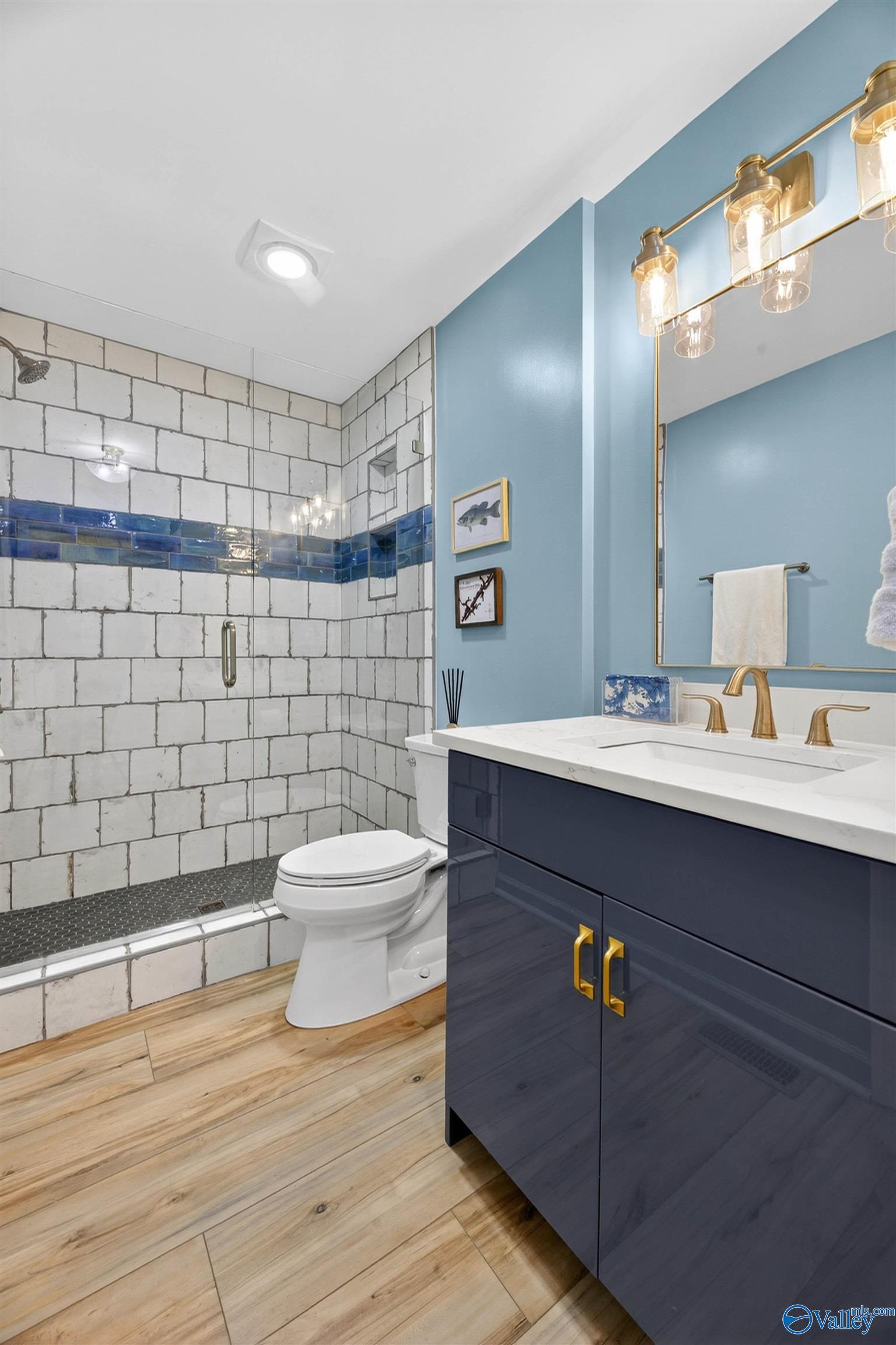 2505 Meadowwood Circle