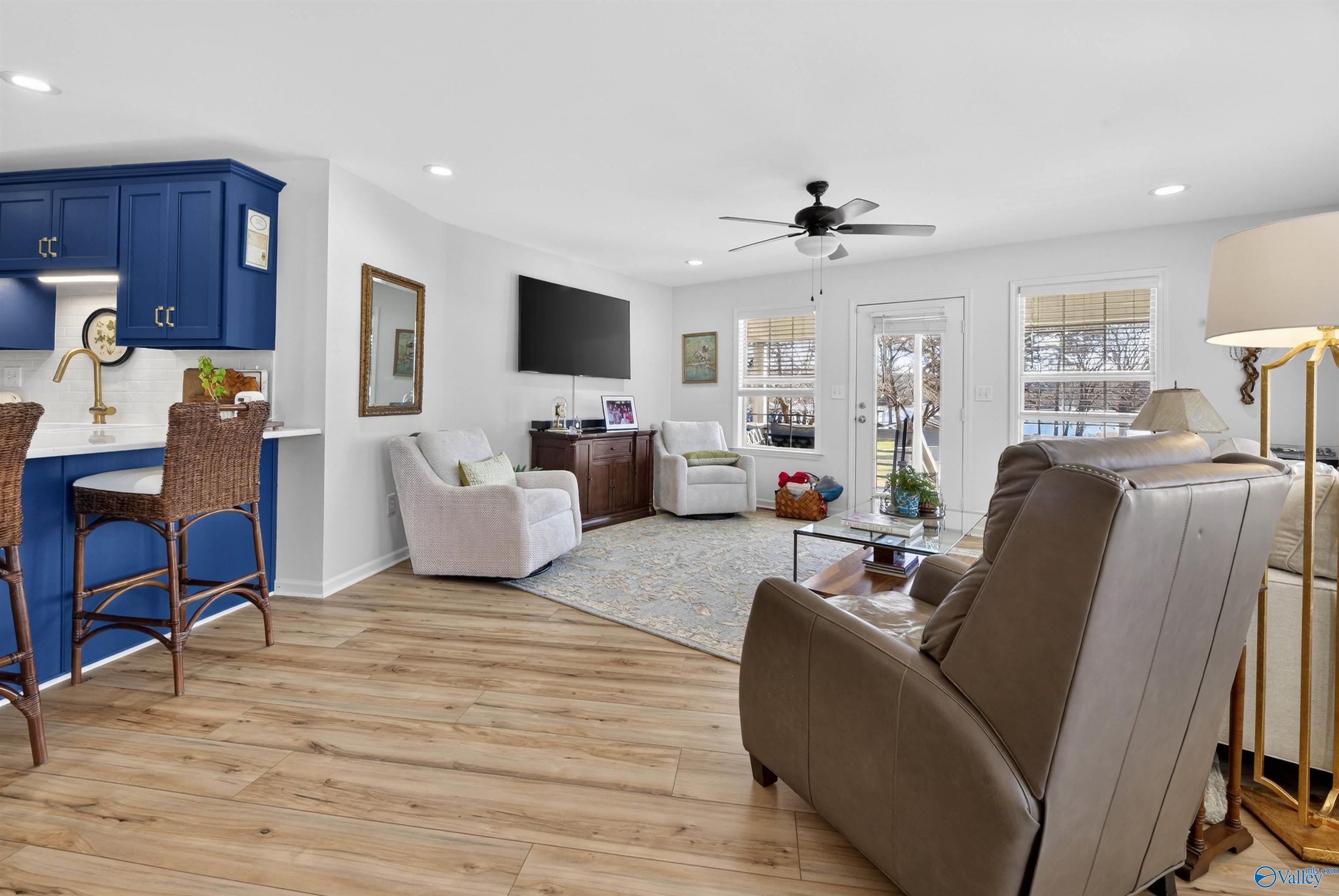 2505 Meadowwood Circle