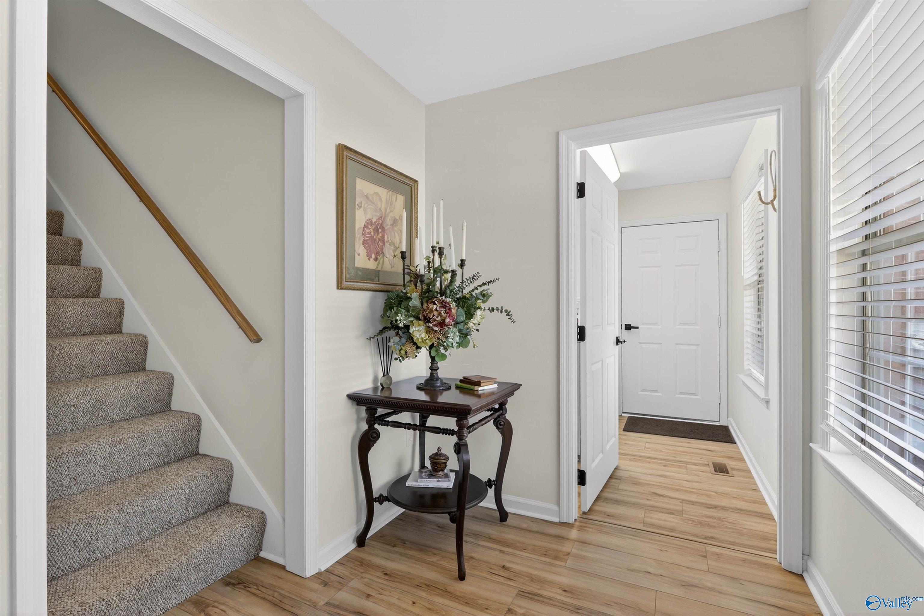 2505 Meadowwood Circle