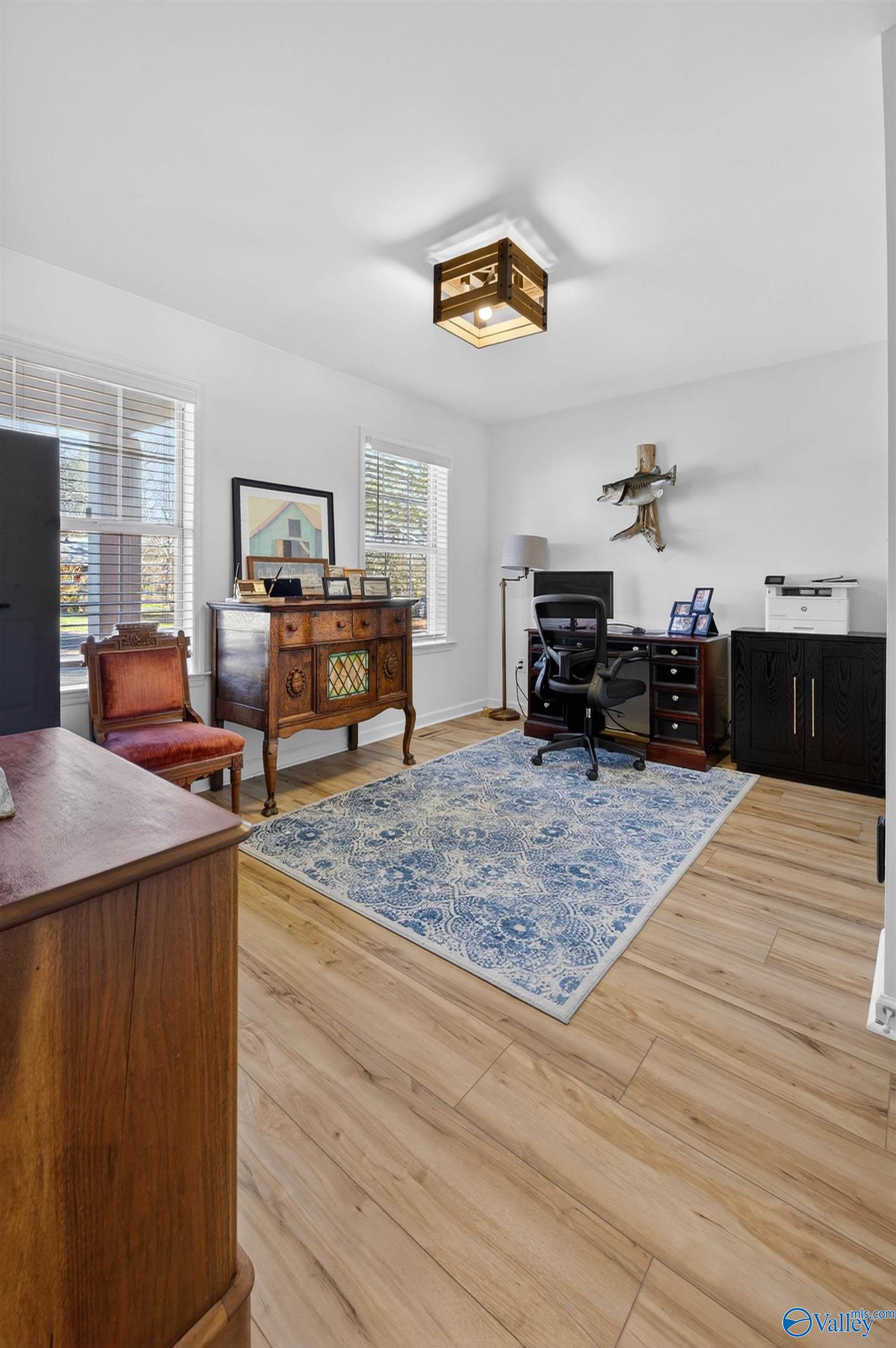 2505 Meadowwood Circle