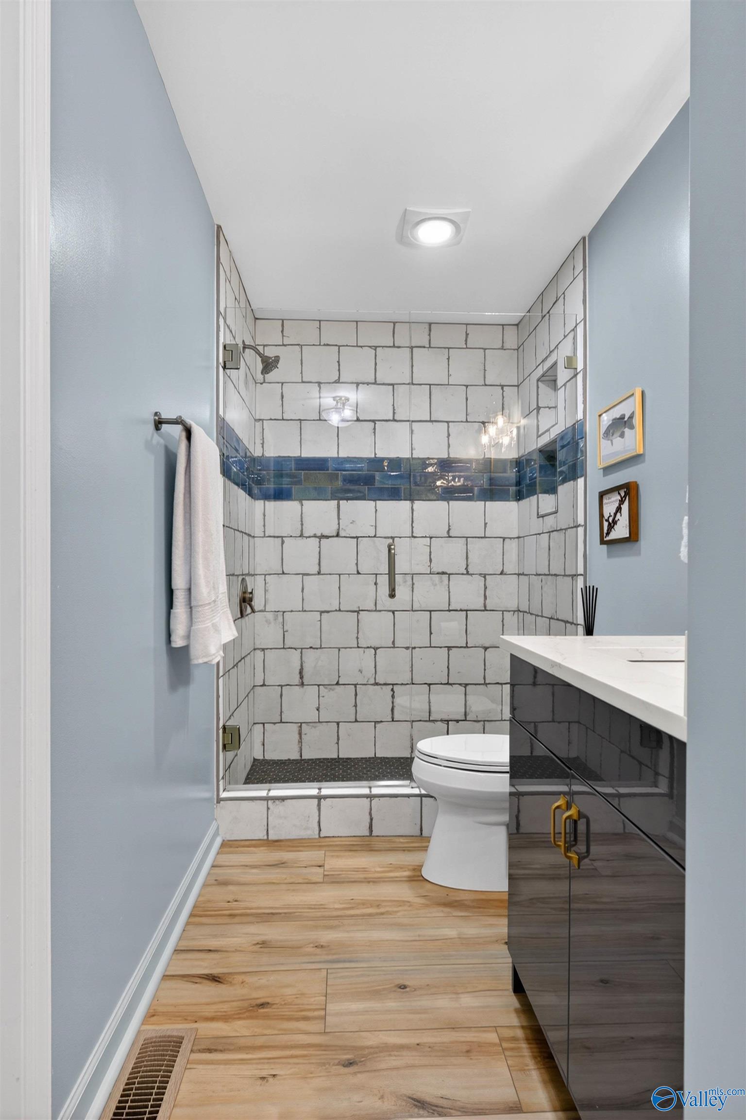 2505 Meadowwood Circle