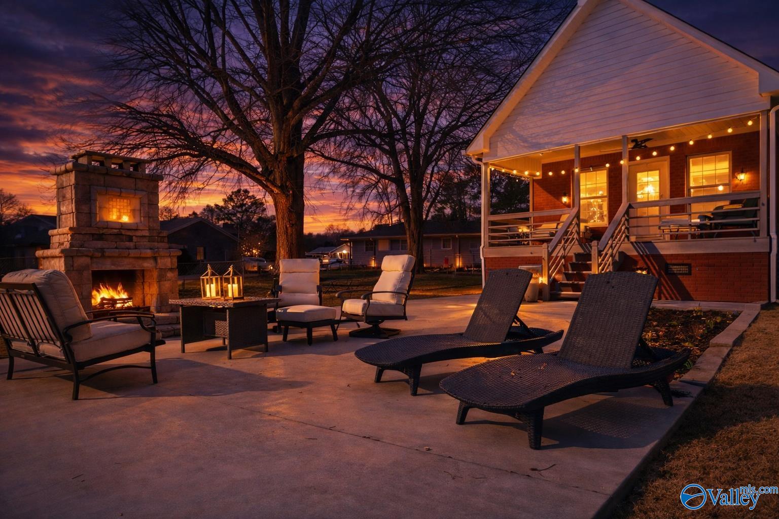 2505 Meadowwood Circle