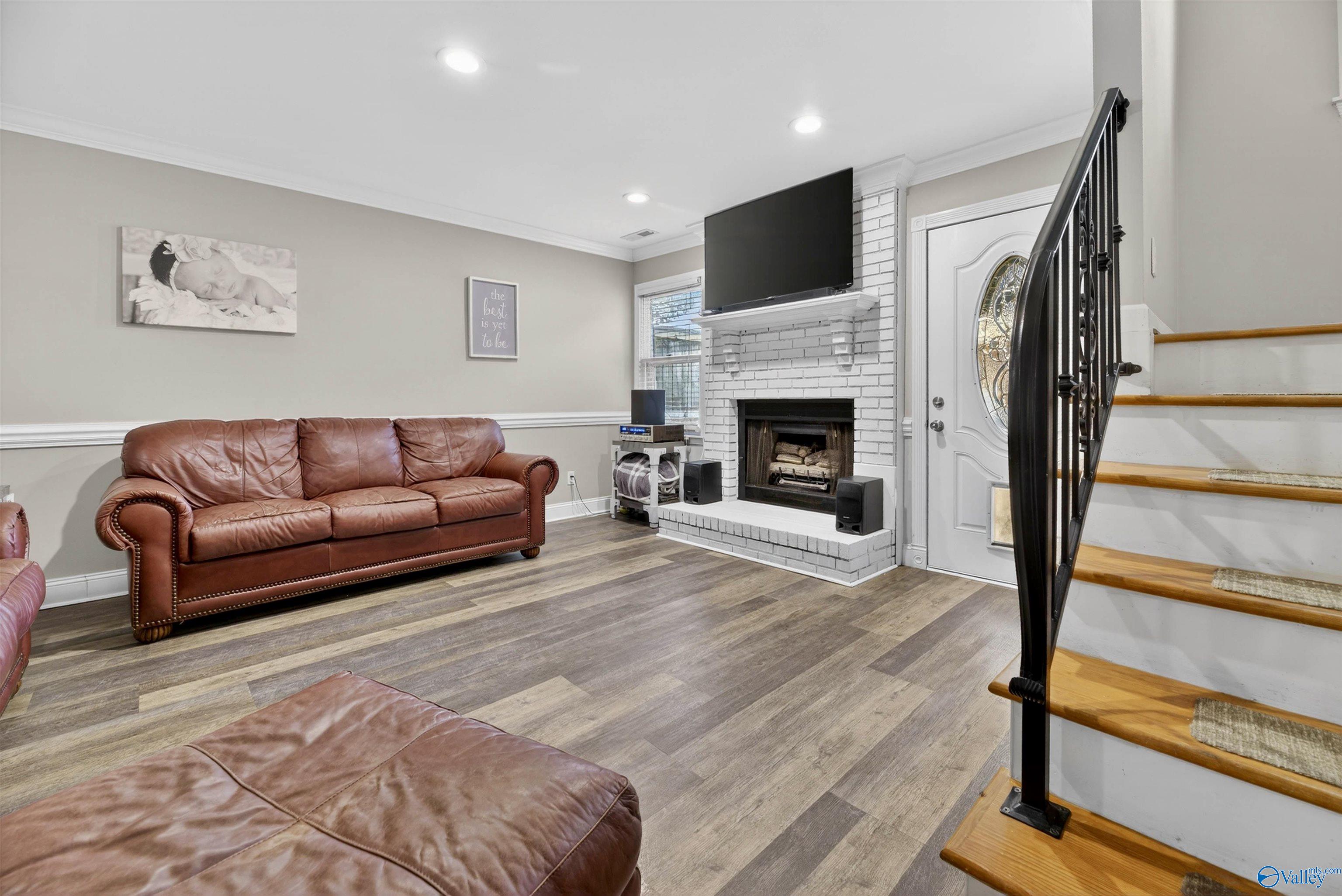 4322 Vista Drive
