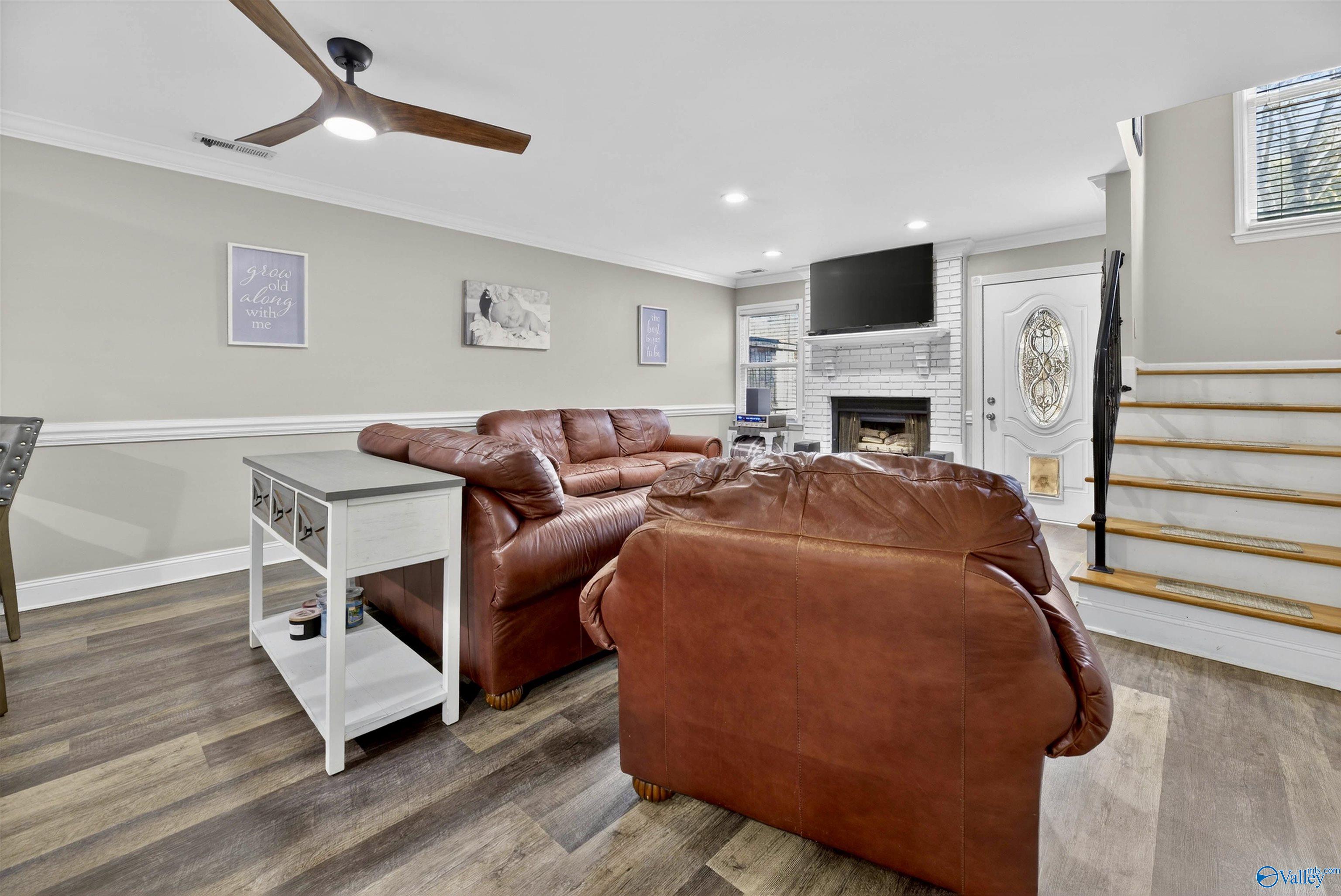 4322 Vista Drive