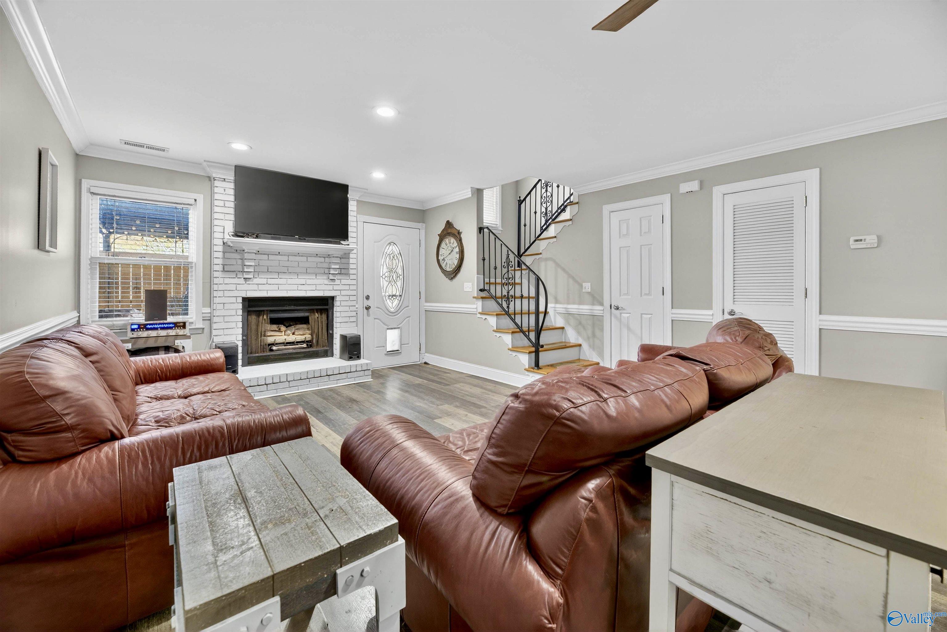 4322 Vista Drive