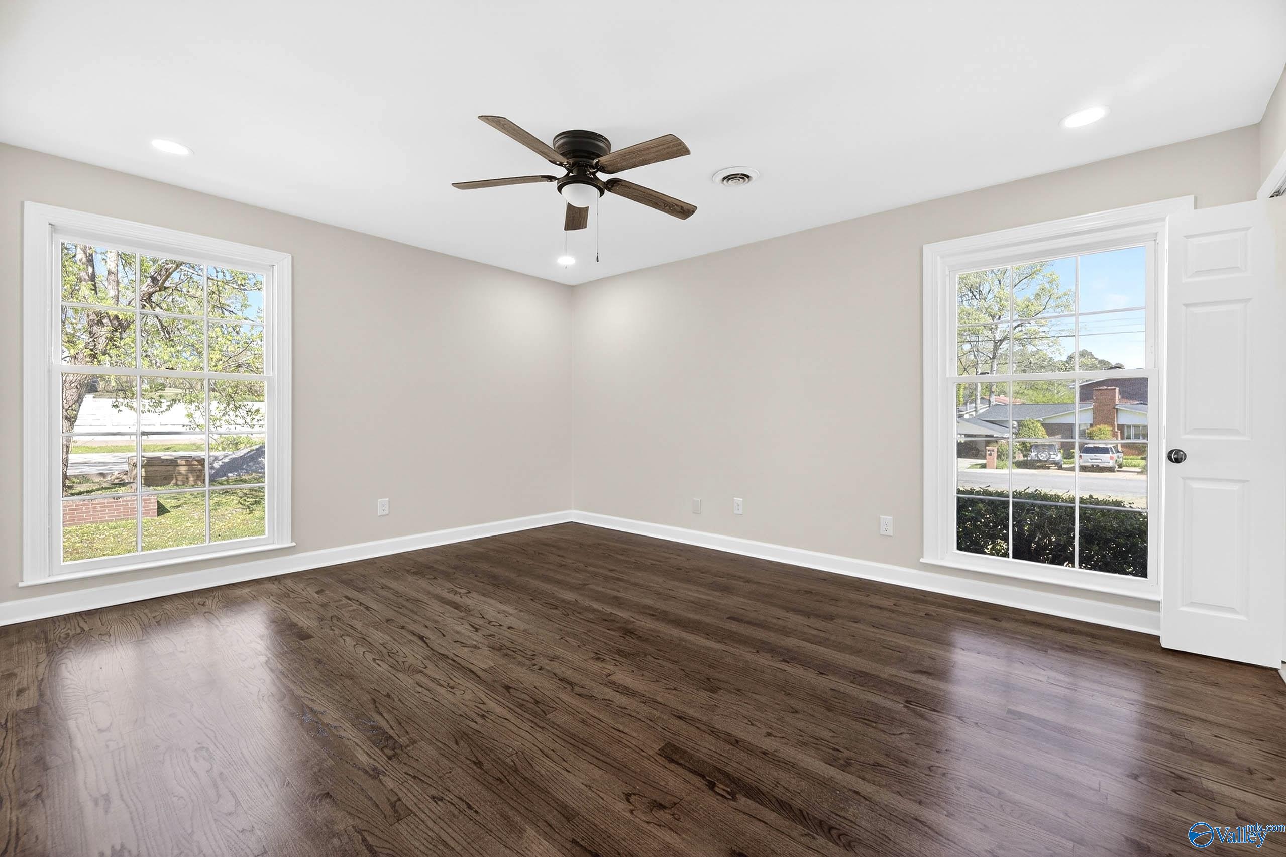 100 Norwood Drive
