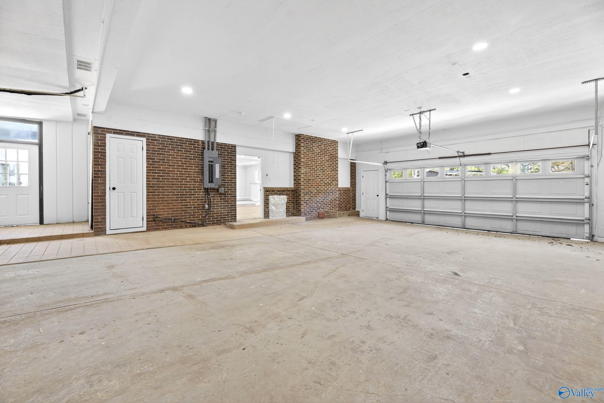 100 Norwood Drive