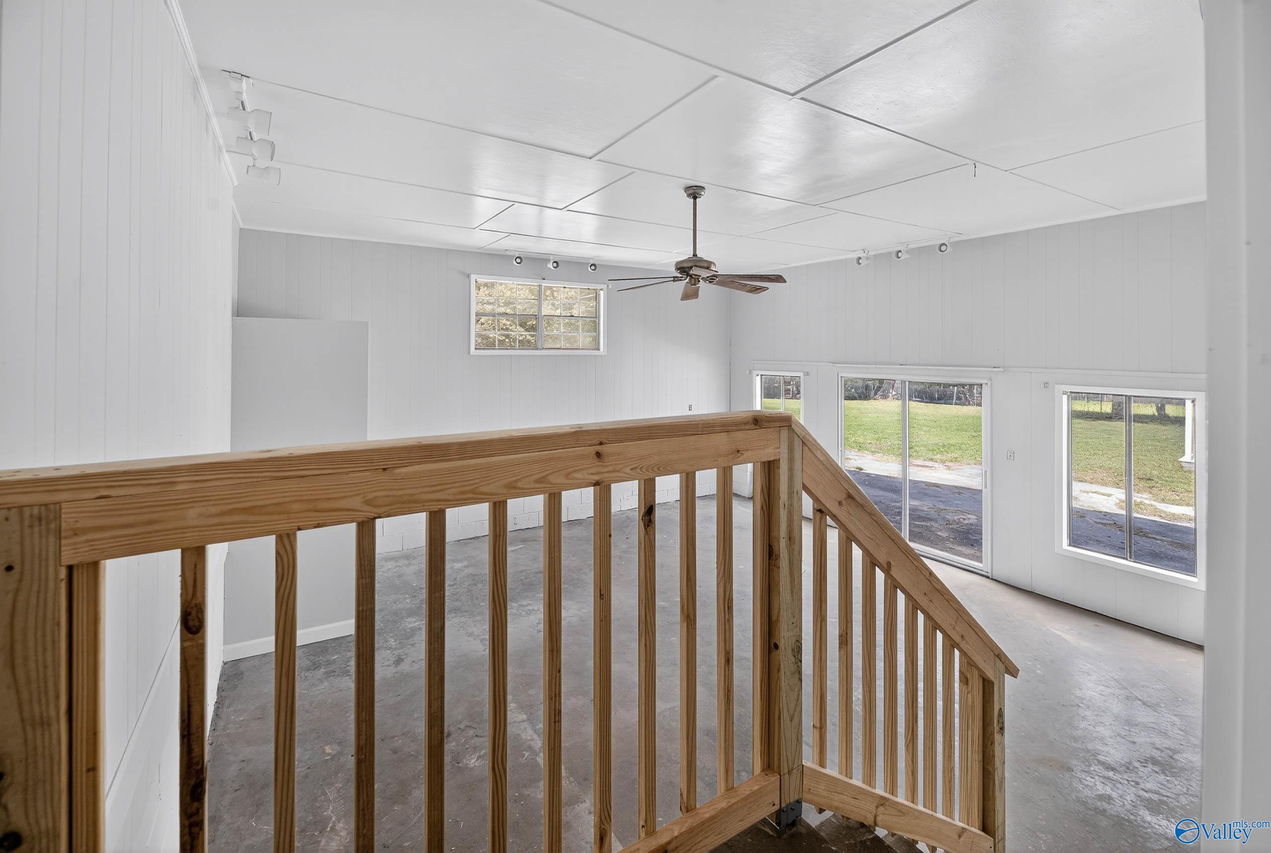 945 Thrasher Road