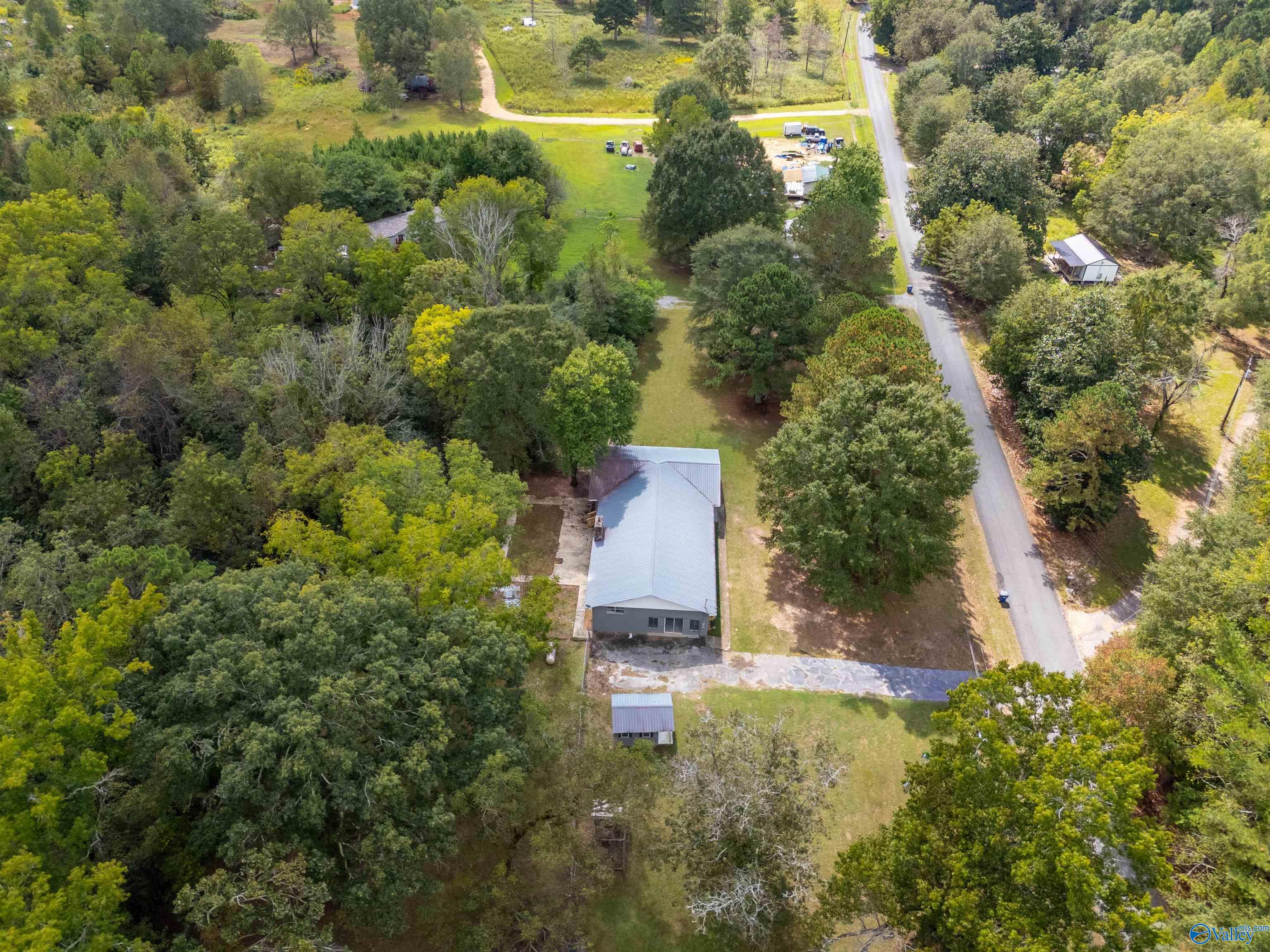 945 Thrasher Road