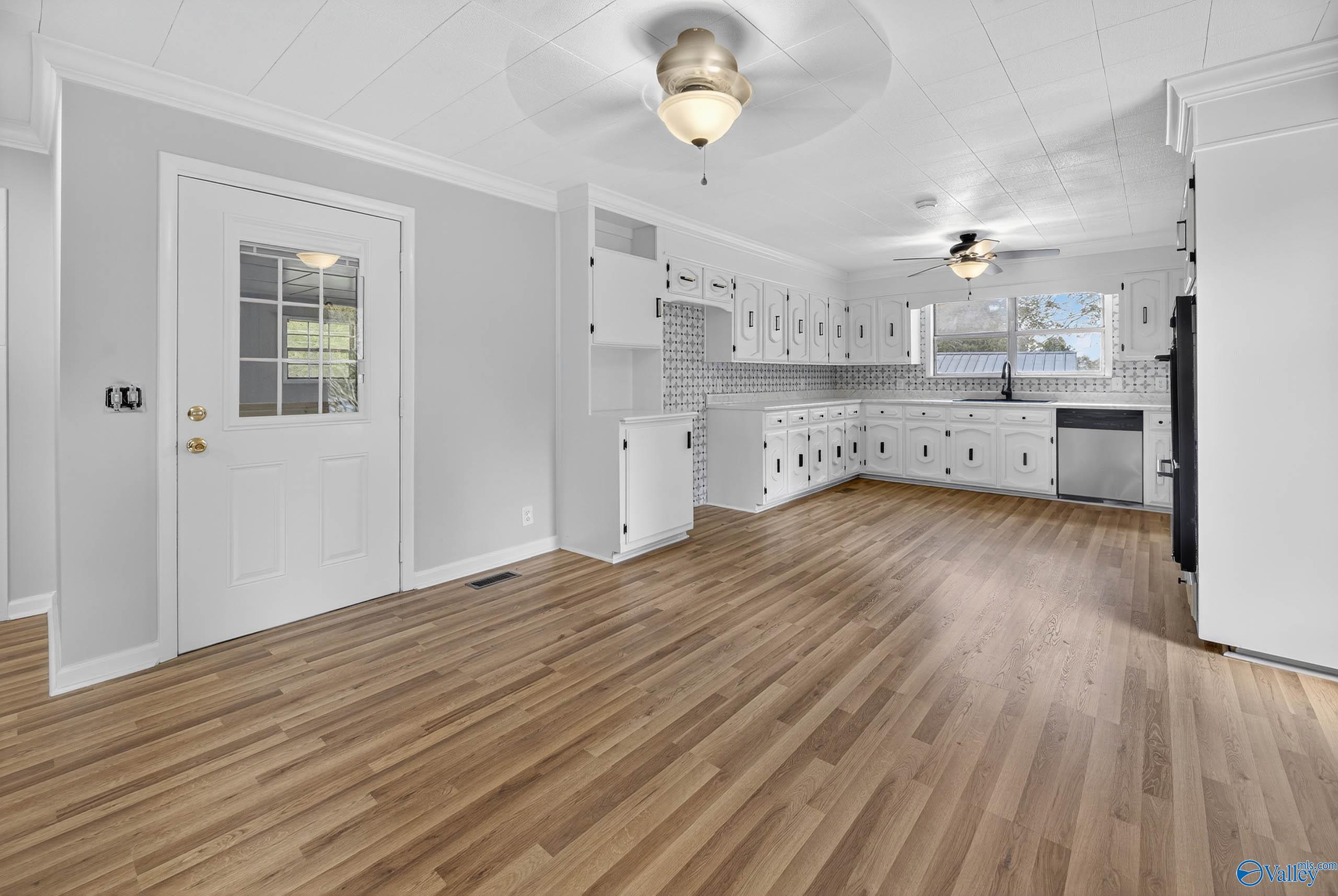 945 Thrasher Road