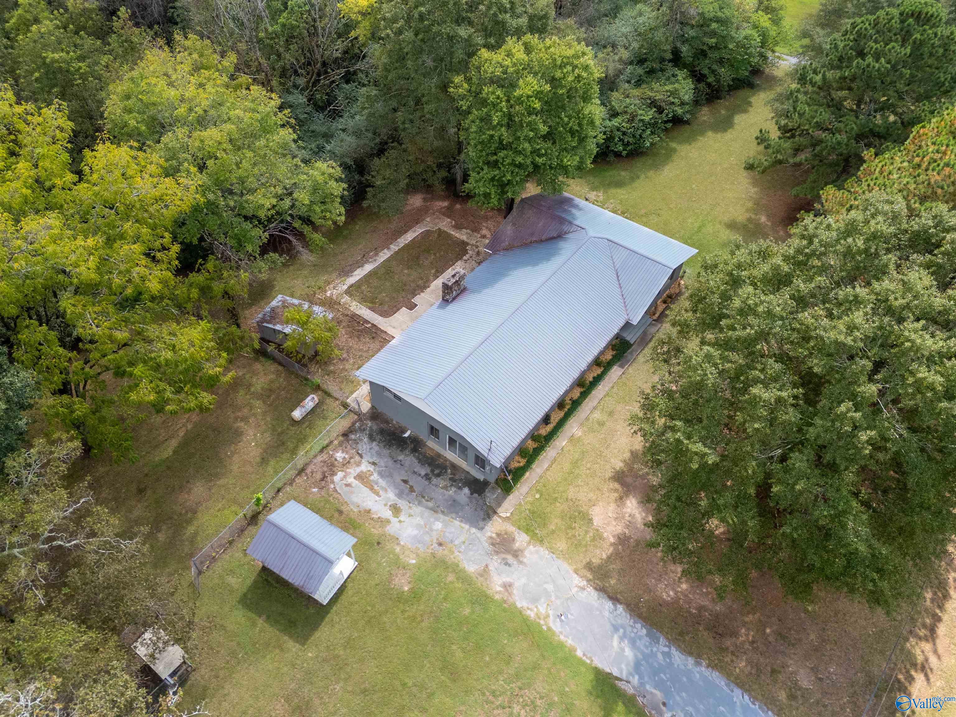 945 Thrasher Road
