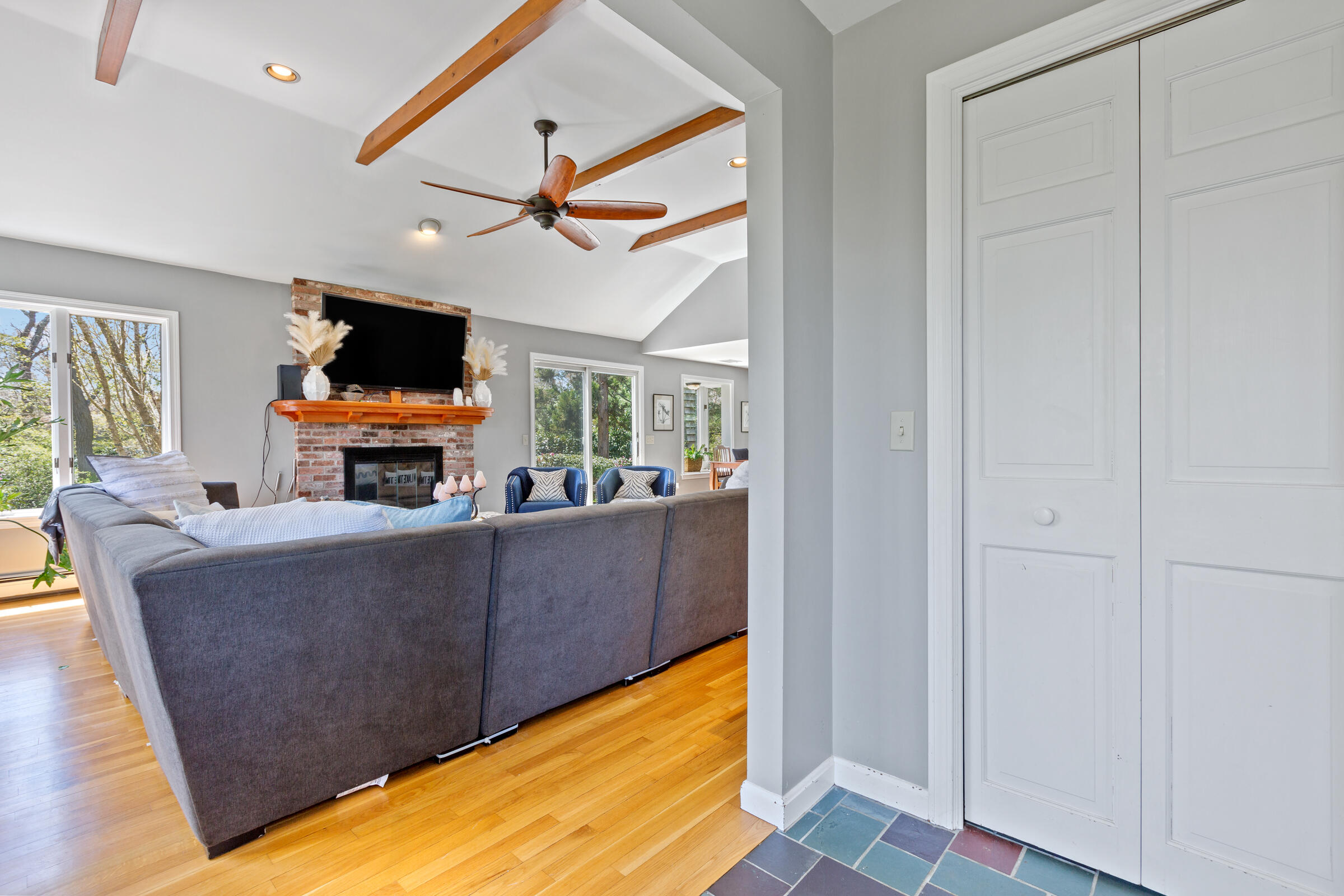 6 Joy Lane