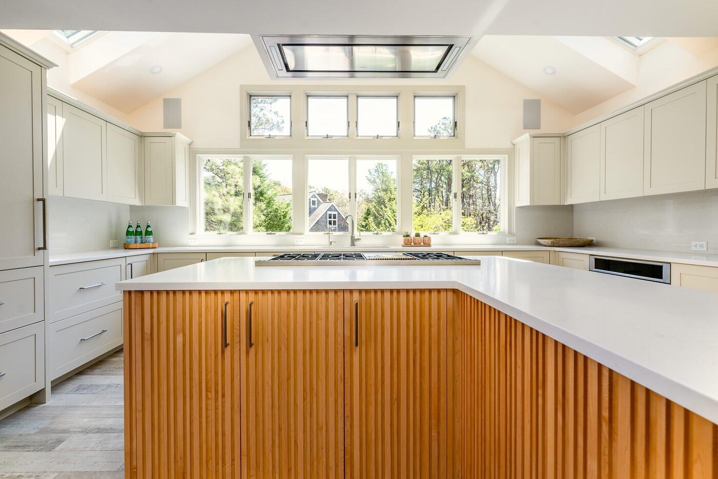 1095 Long Pond Road