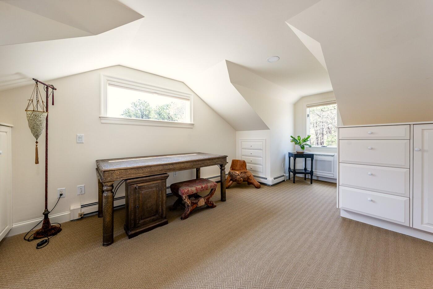 1095 Long Pond Road