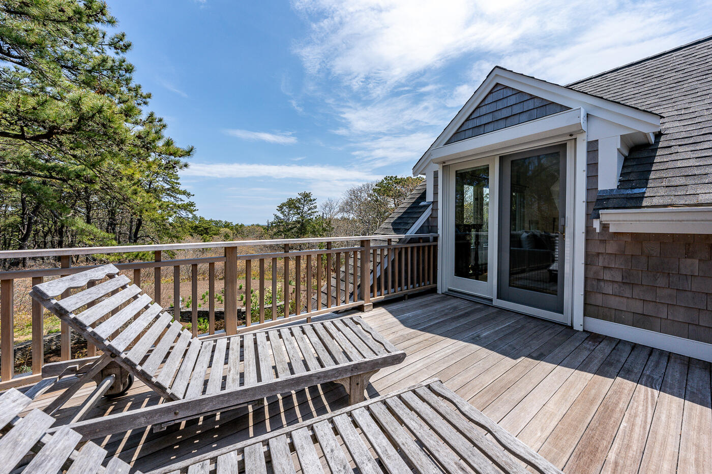 1095 Long Pond Road
