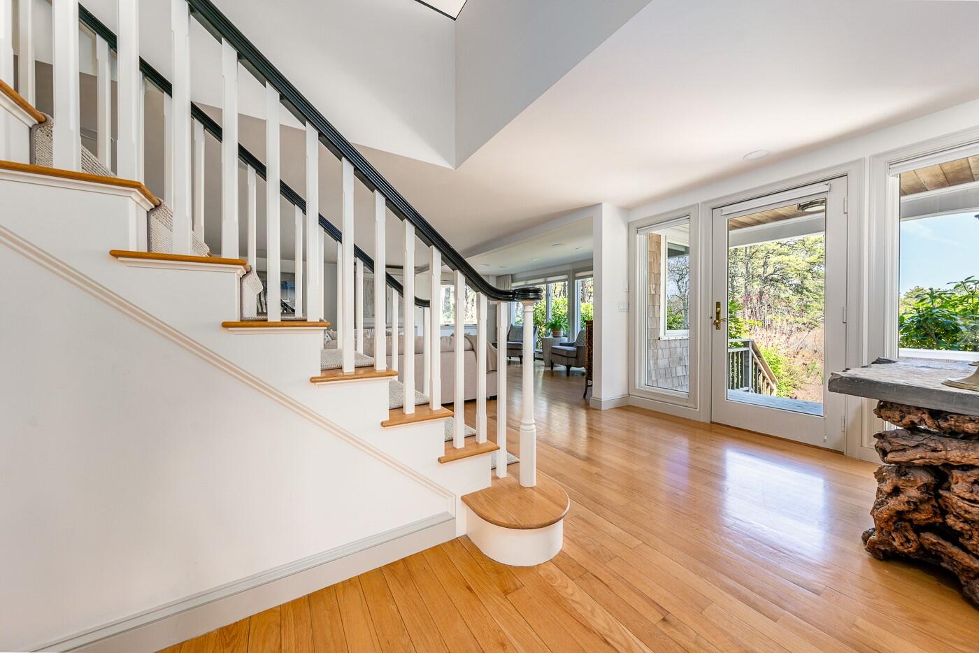 1095 Long Pond Road