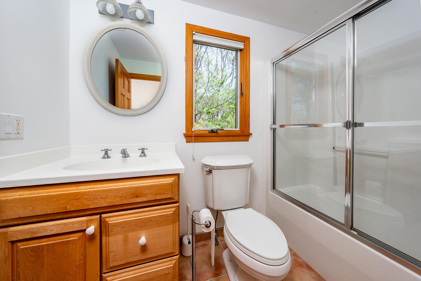 1095 Long Pond Road