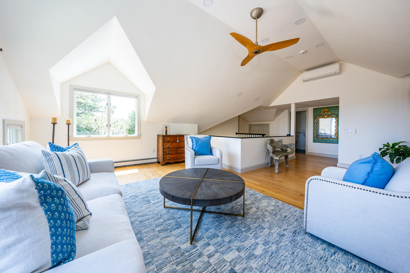 1095 Long Pond Road