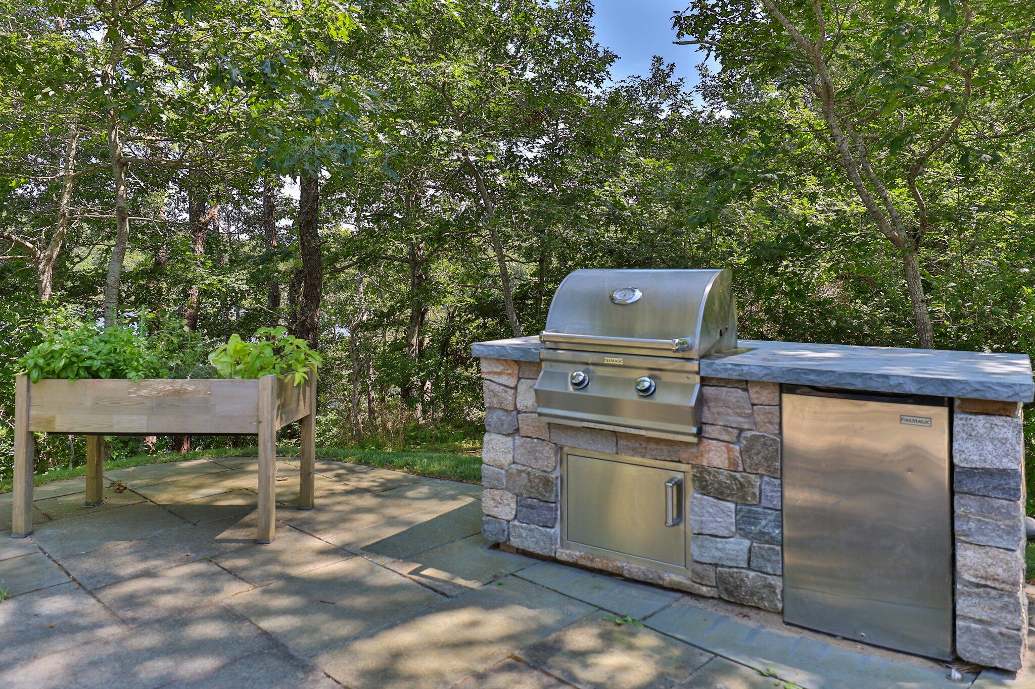 317 S Orleans Road