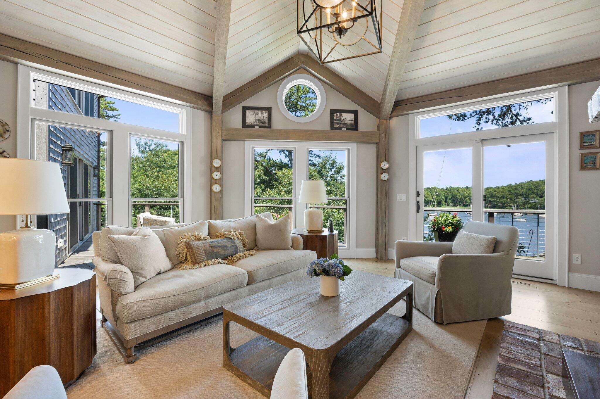 317 S Orleans Road