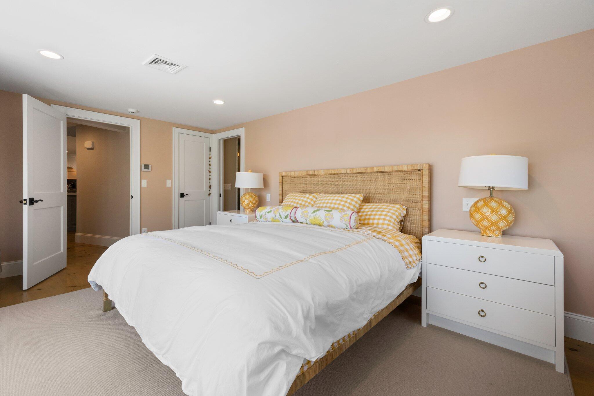 317 S Orleans Road