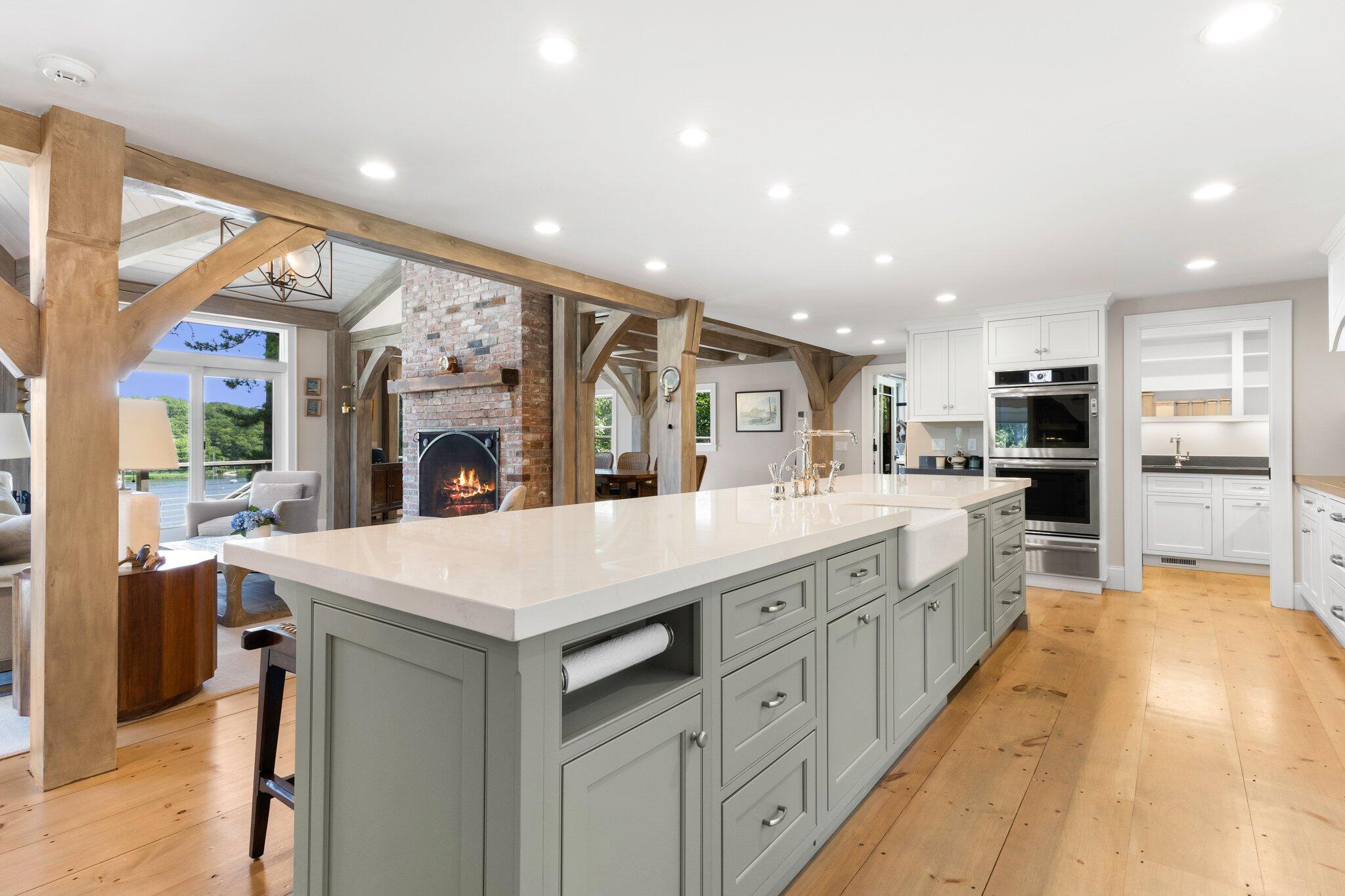317 S Orleans Road