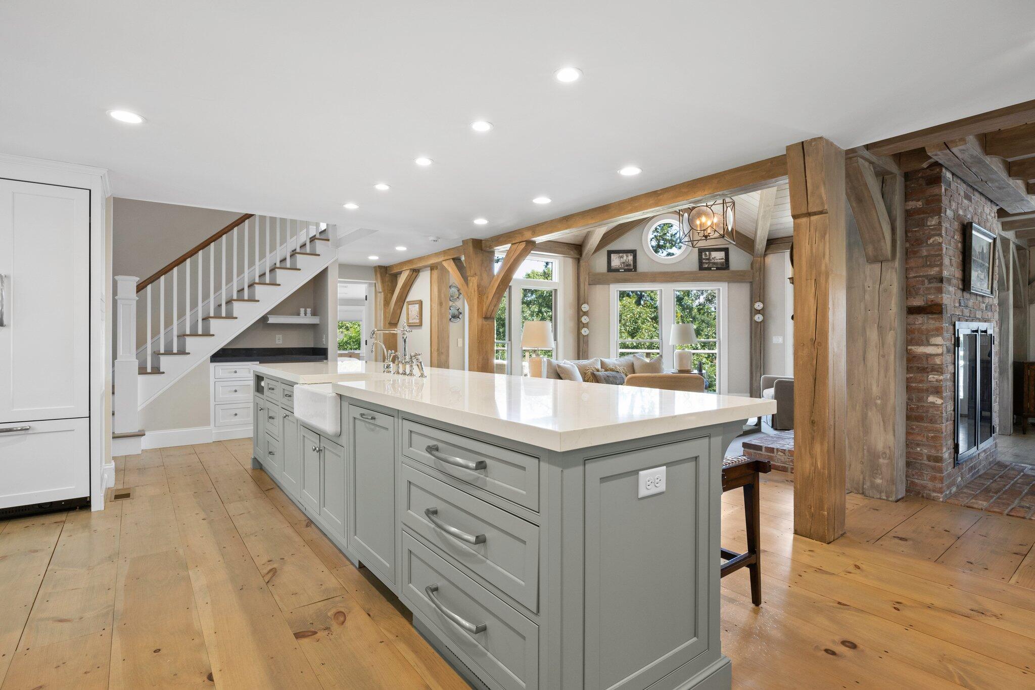 317 S Orleans Road