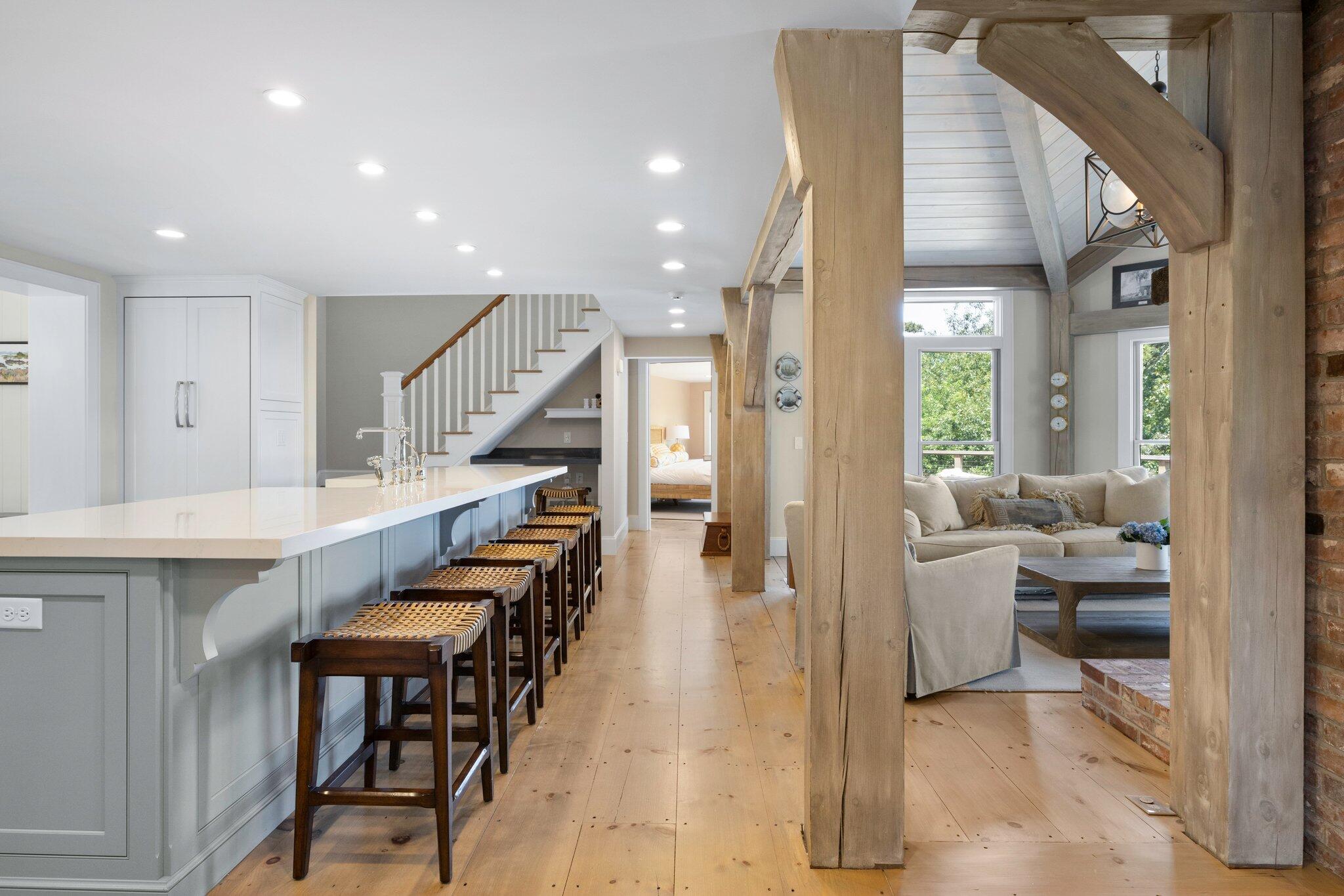 317 S Orleans Road