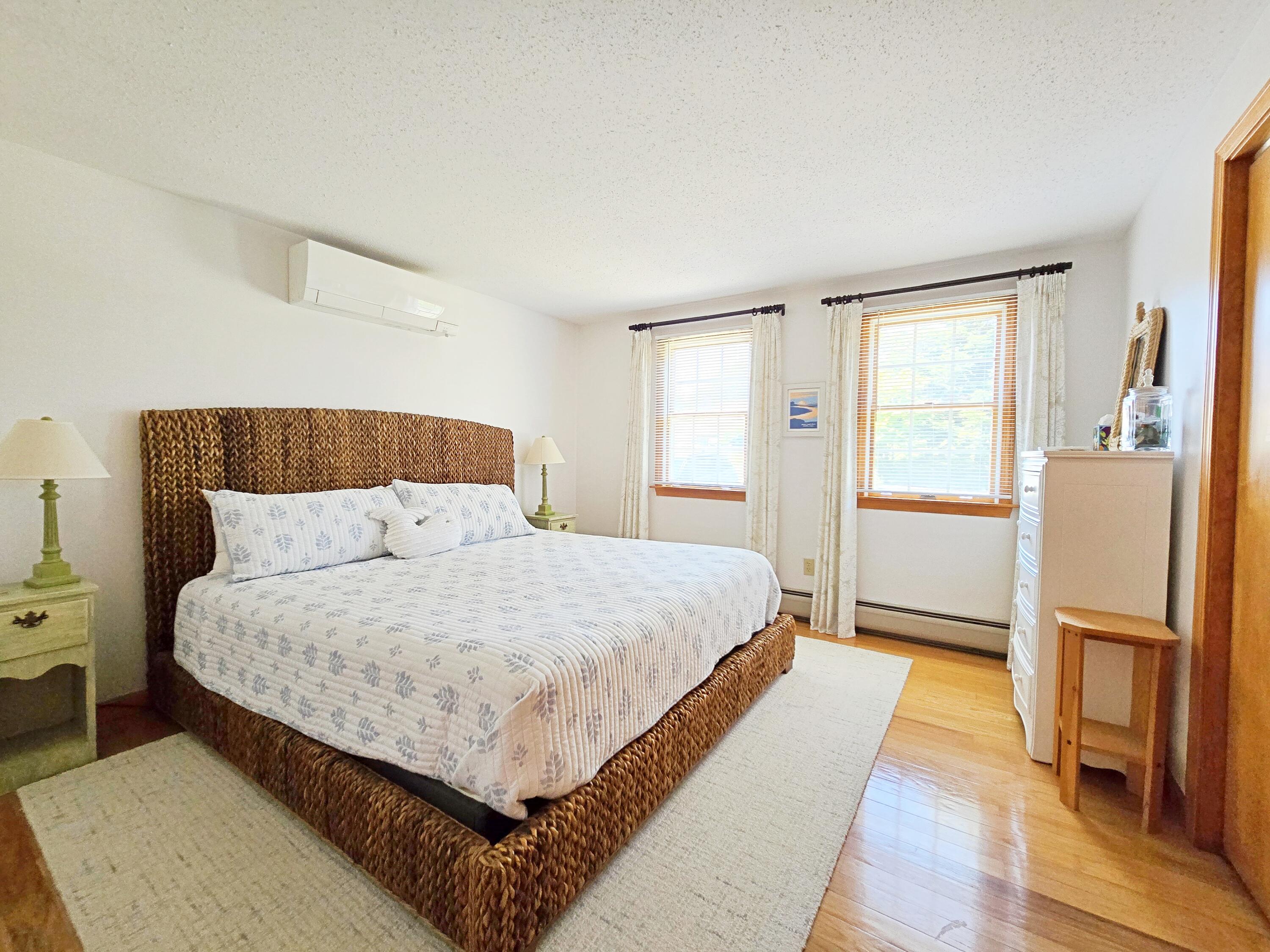 33 Pitch Pine Road