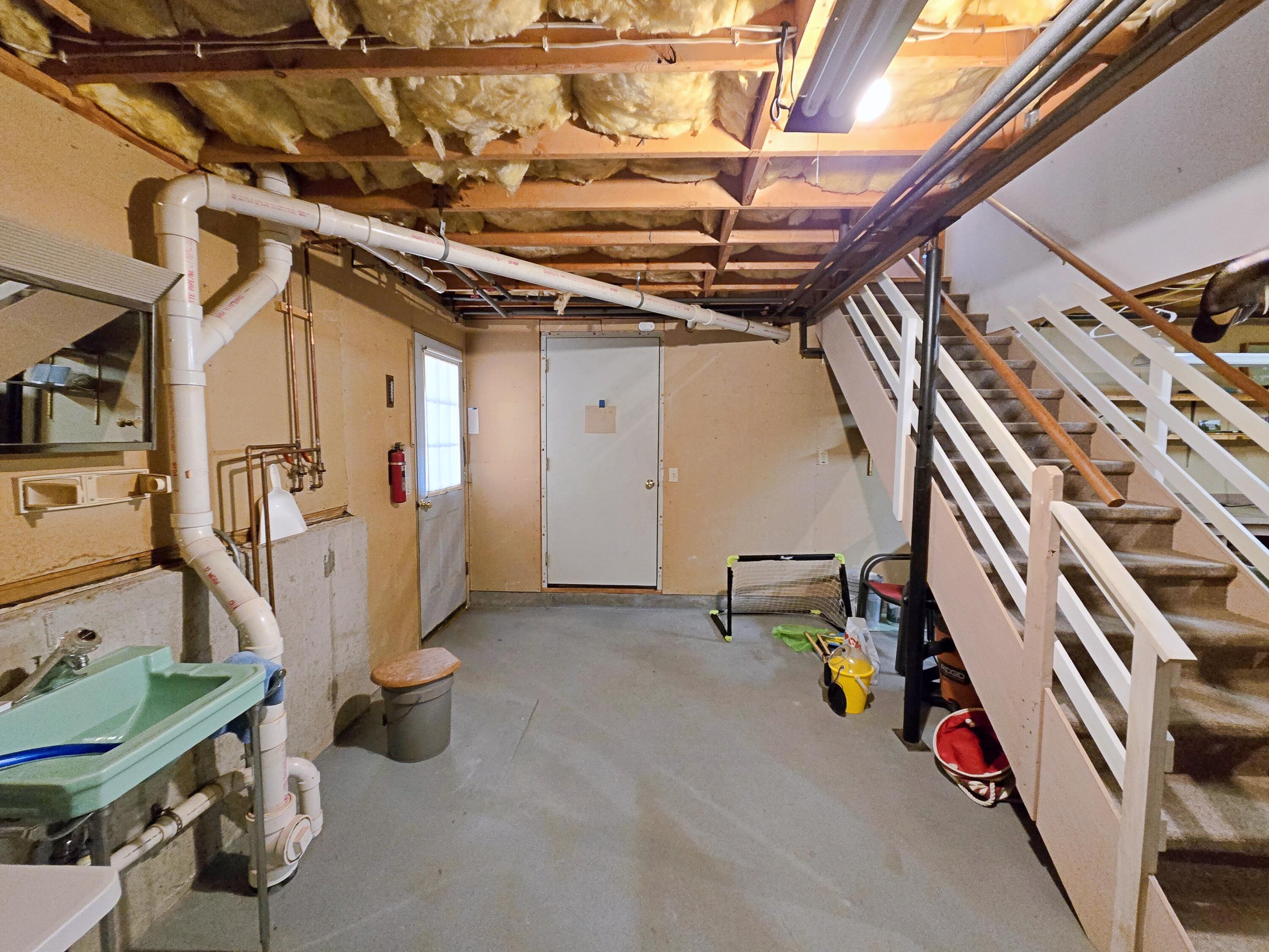 33 Pitch Pine Road