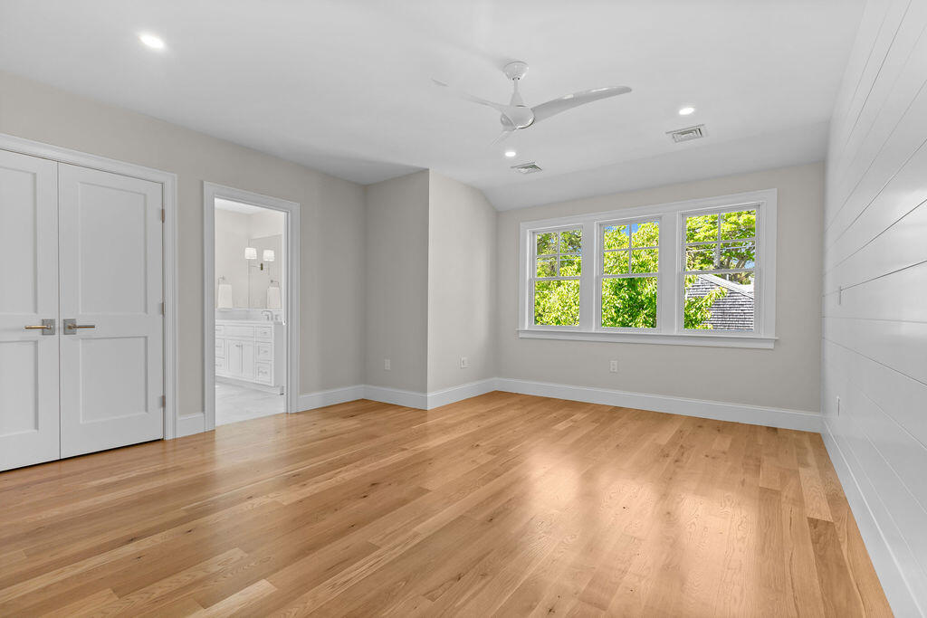 64 Pershing Lane