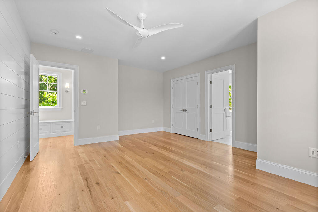 64 Pershing Lane