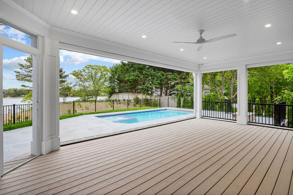 64 Pershing Lane