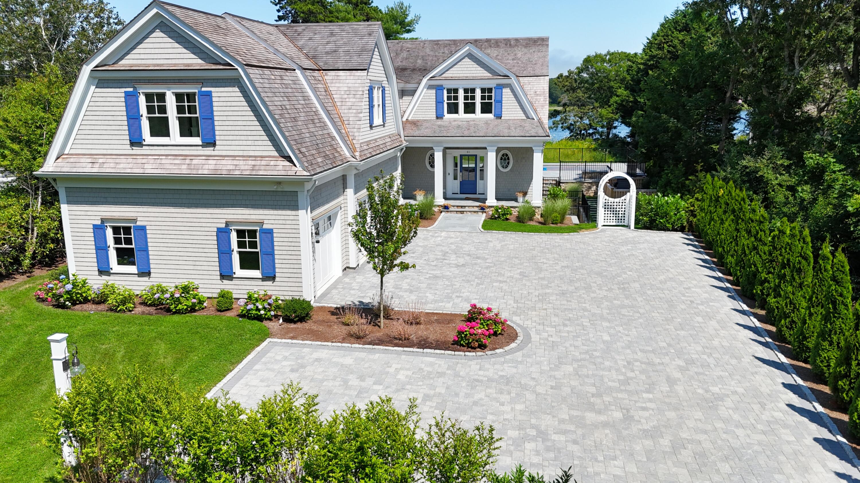 64 Pershing Lane