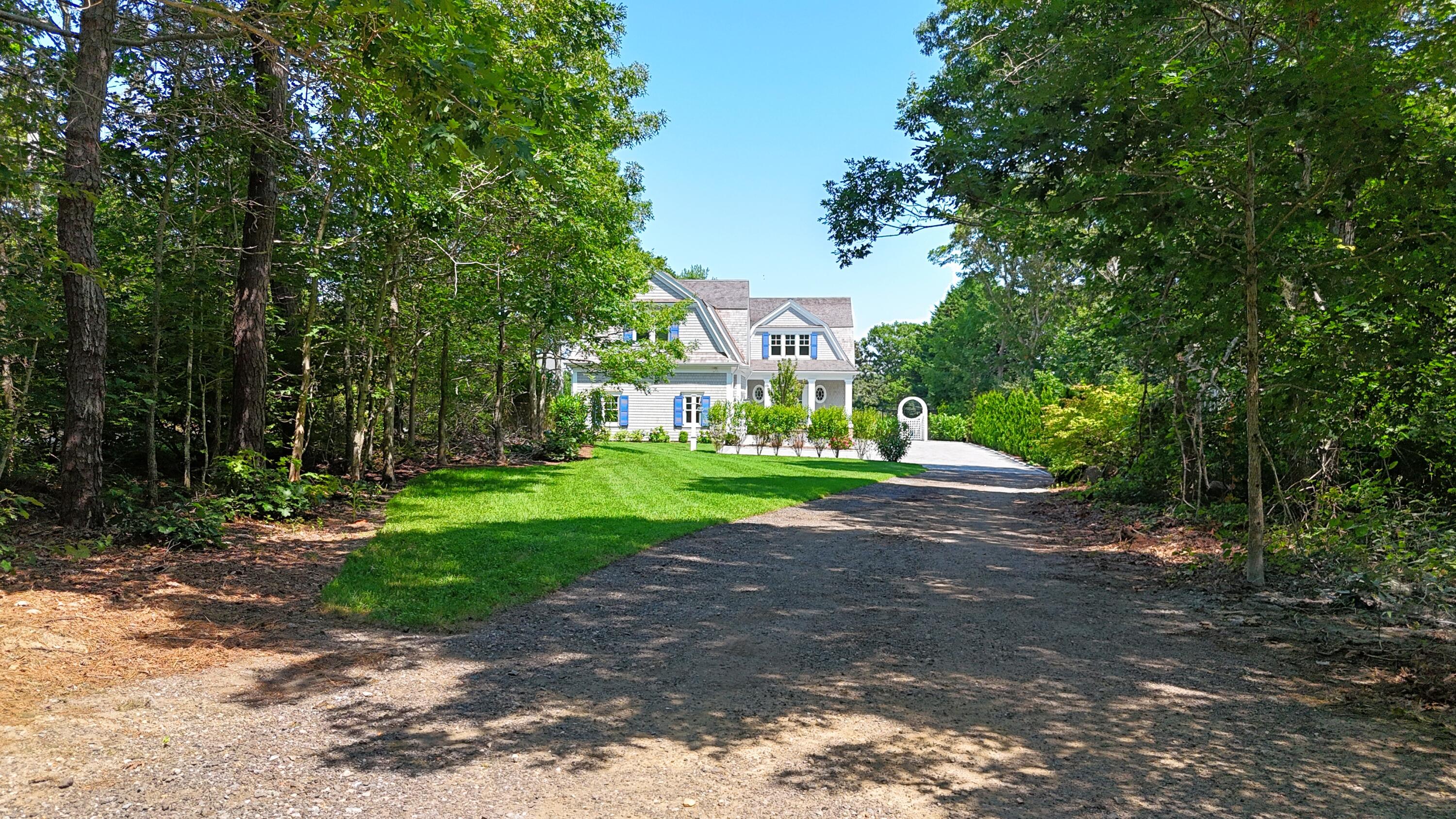 64 Pershing Lane
