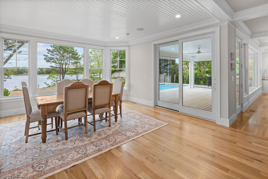 64 Pershing Lane