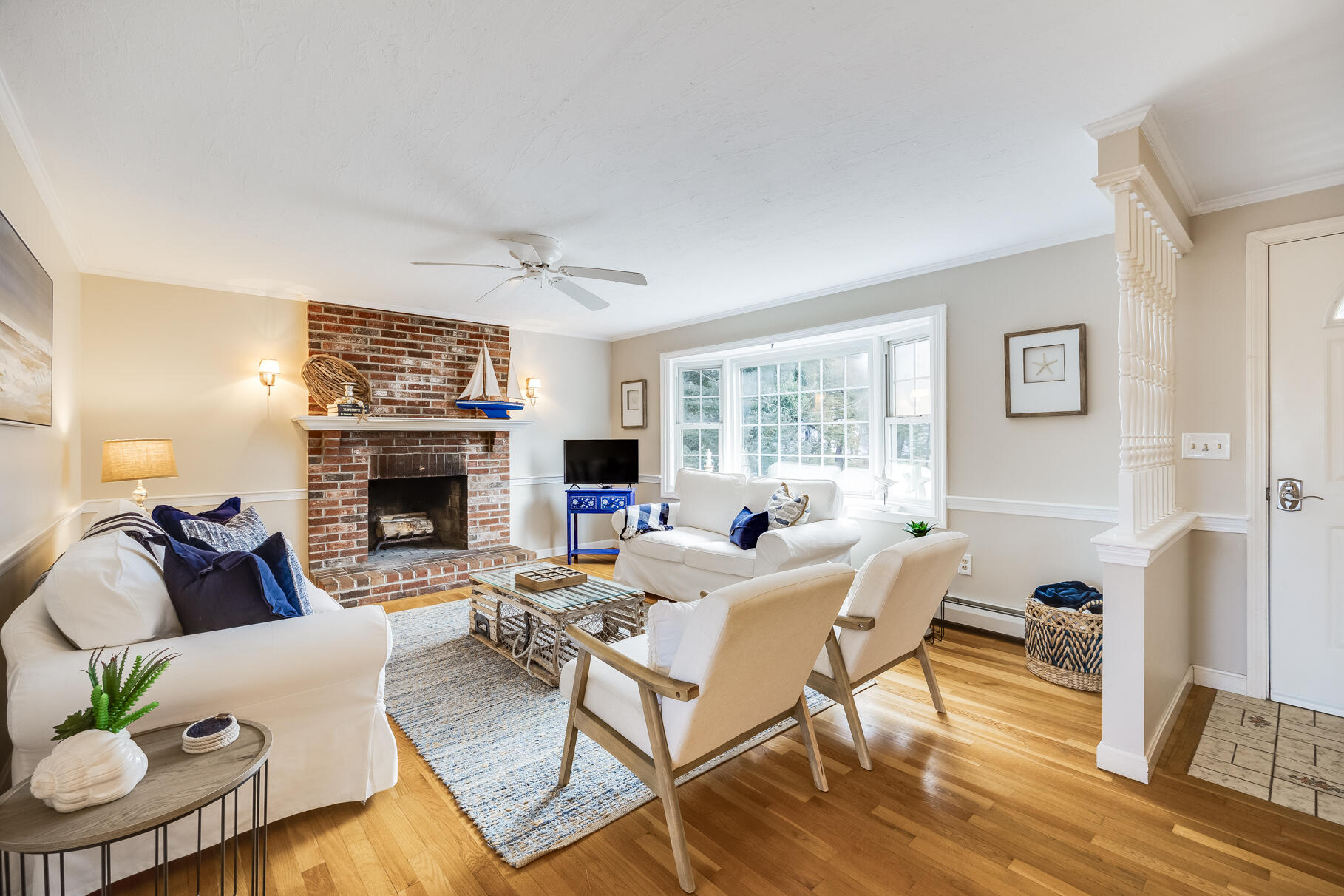 6 Finch Lane