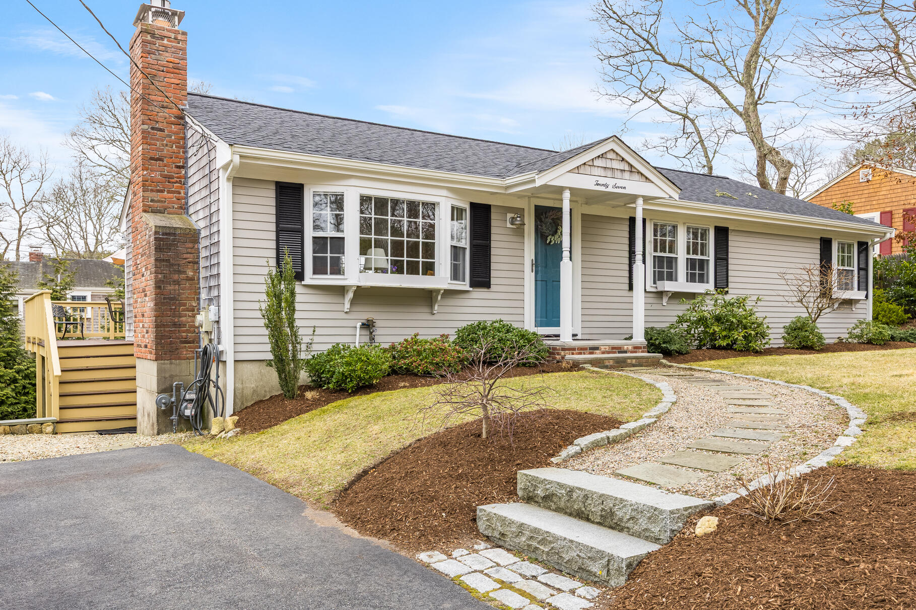 27 Old Chatham Road