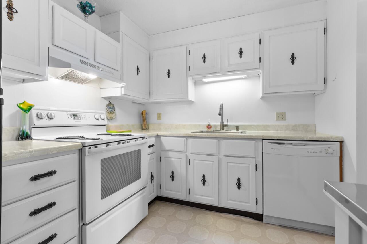 24 Old Colony Way Unit 23